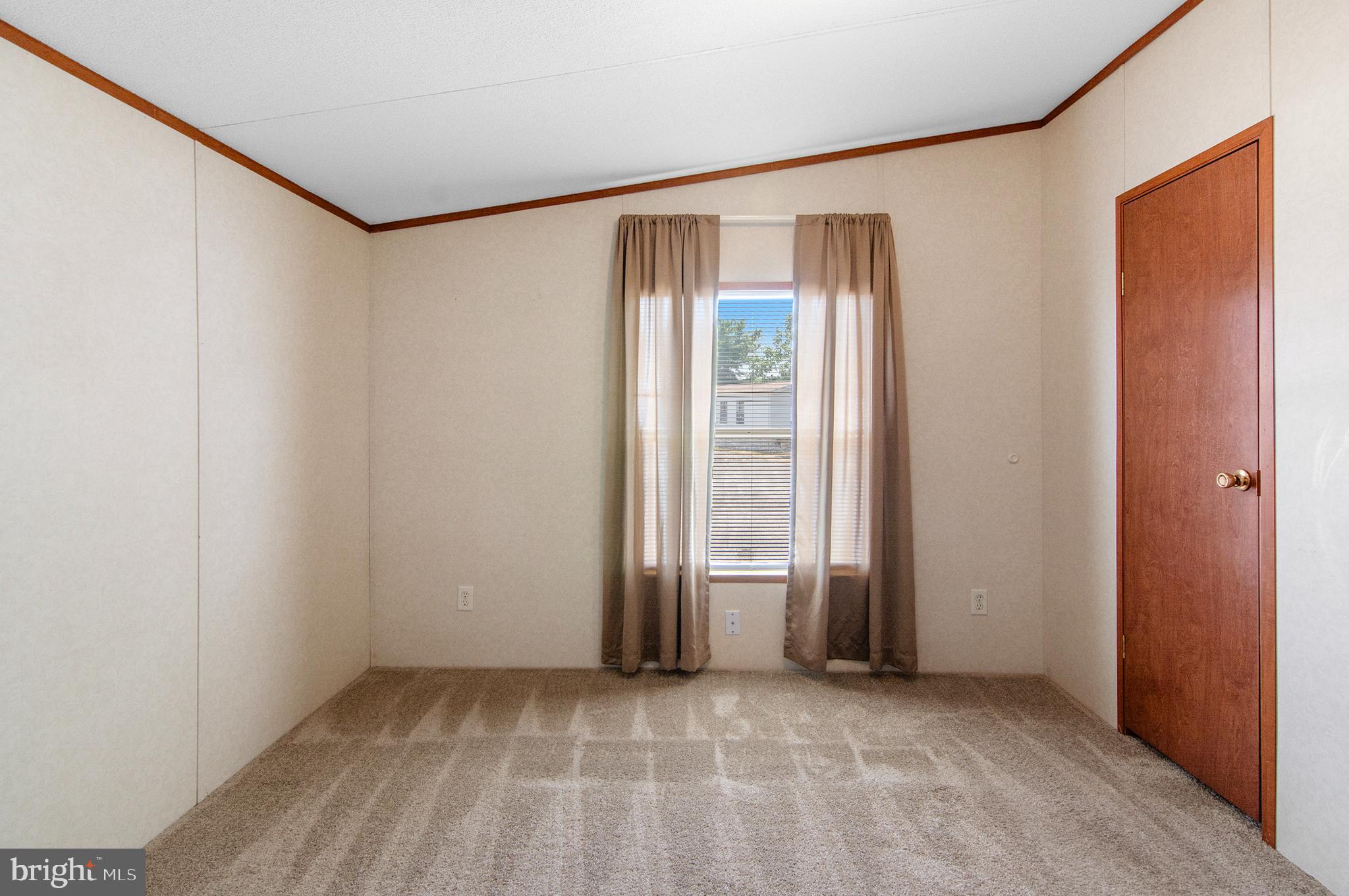 COOL BREEZE MOBILE HOME PARK - Residential