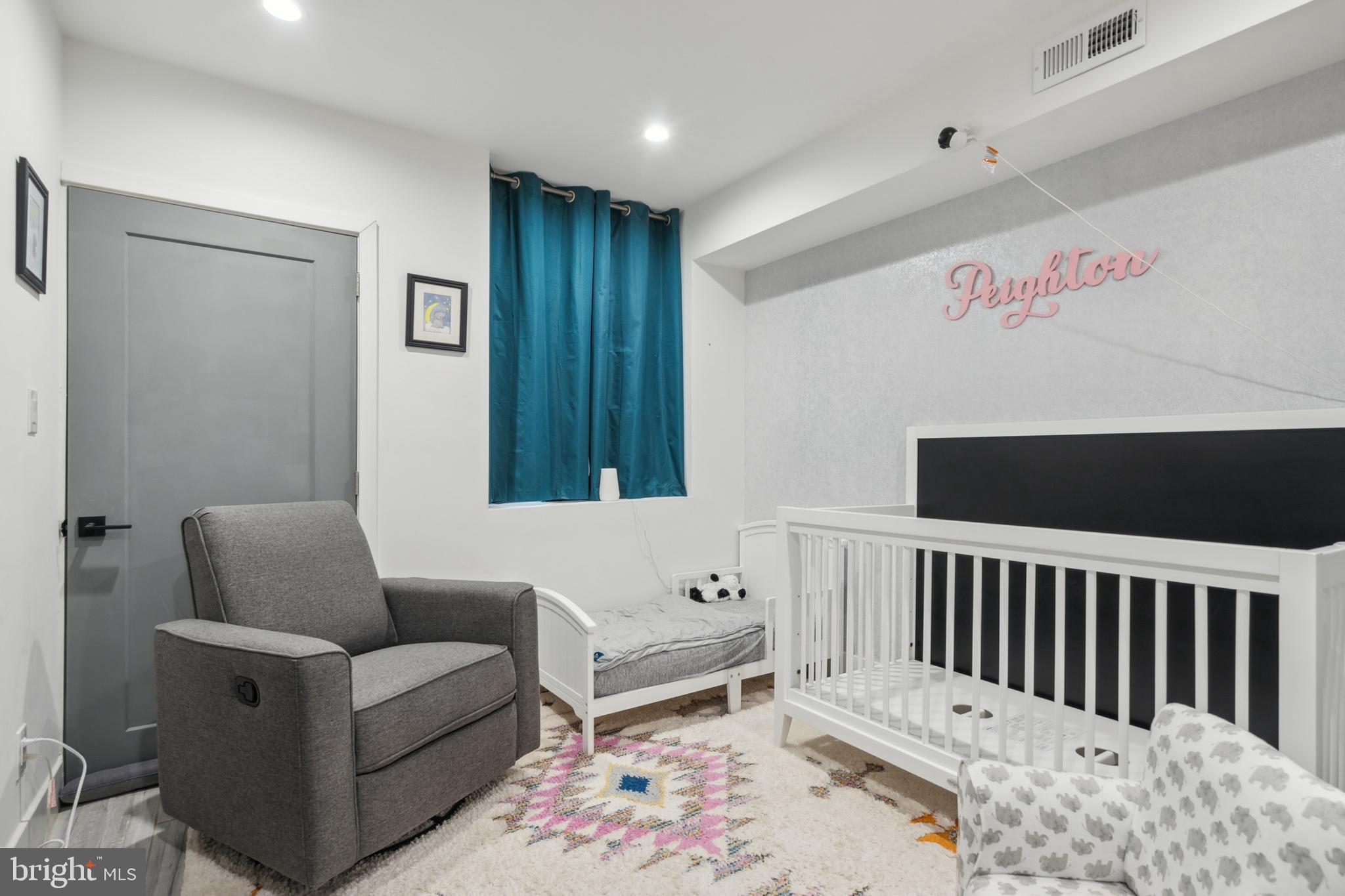 OLDE KENSINGTON - Residential