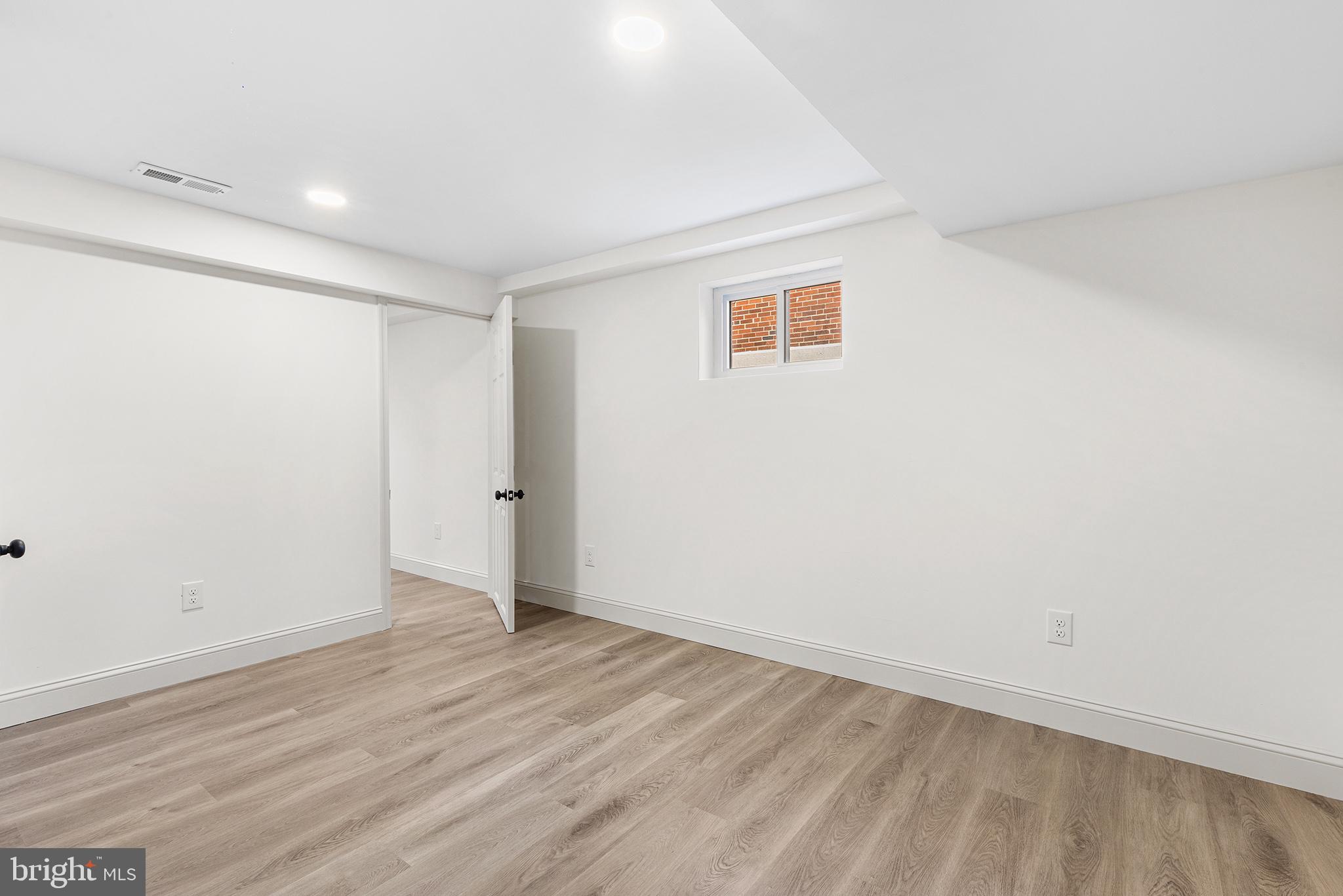 PADDOCK FARMS - Residential