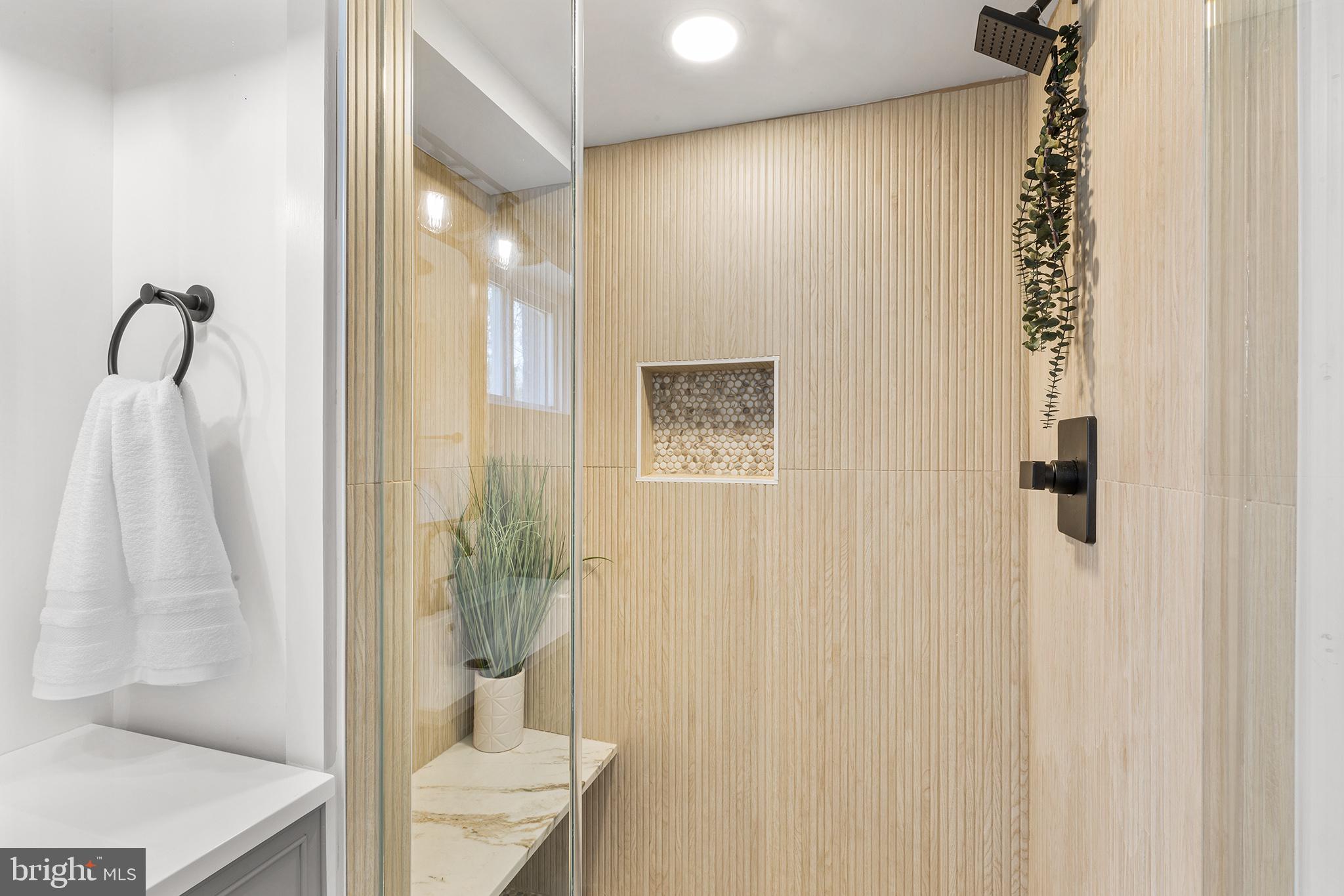 PADDOCK FARMS - Residential