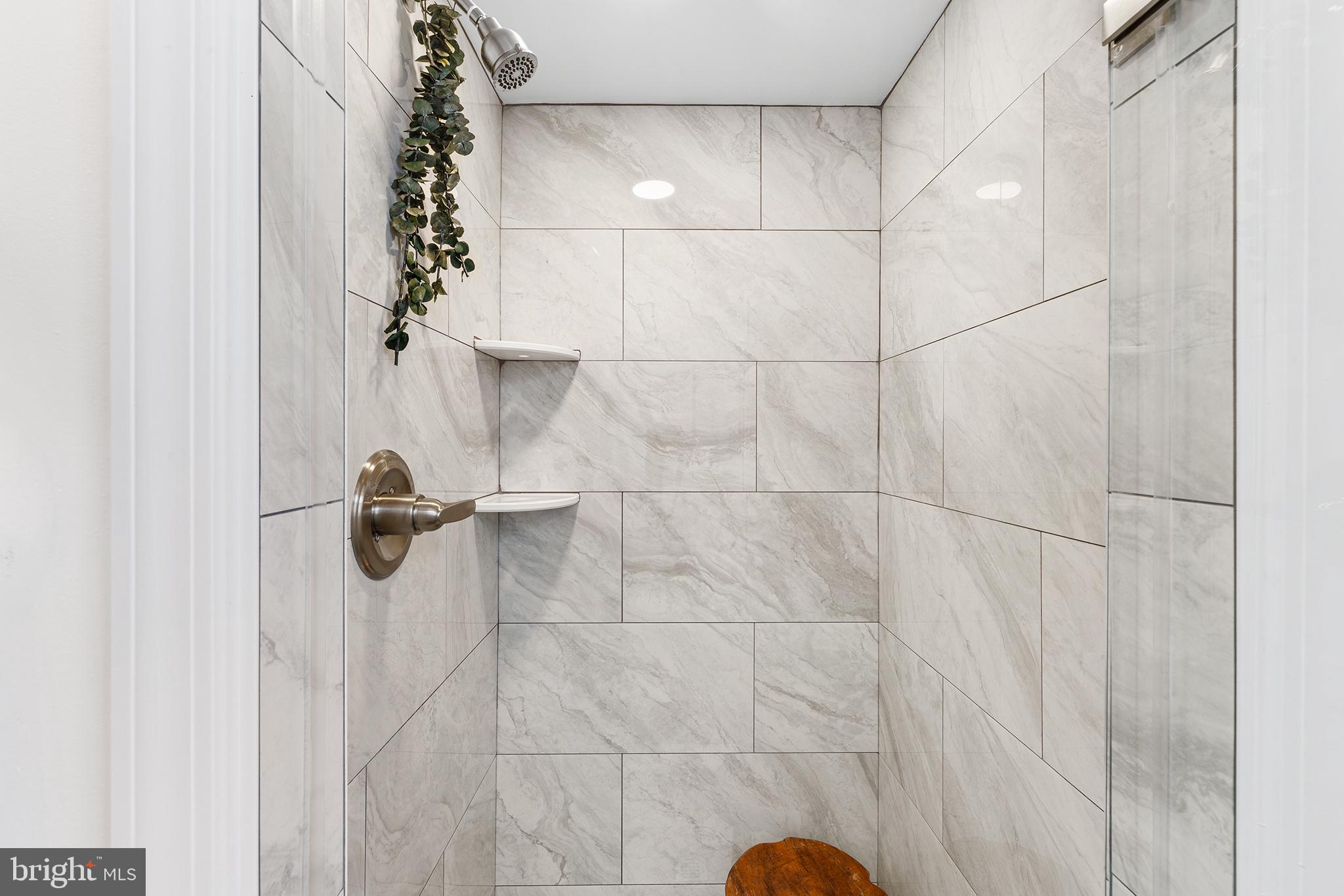 PADDOCK FARMS - Residential