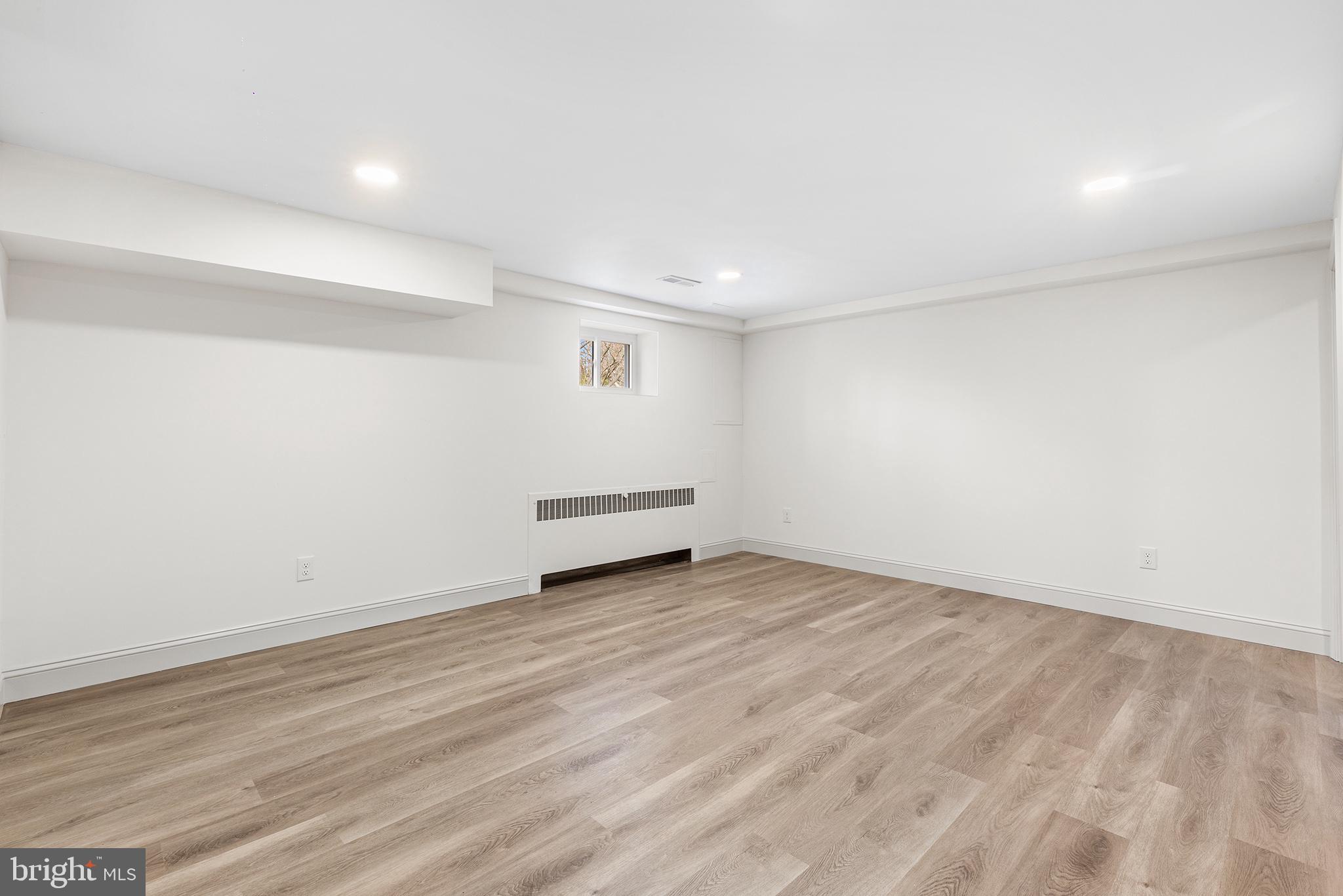 PADDOCK FARMS - Residential