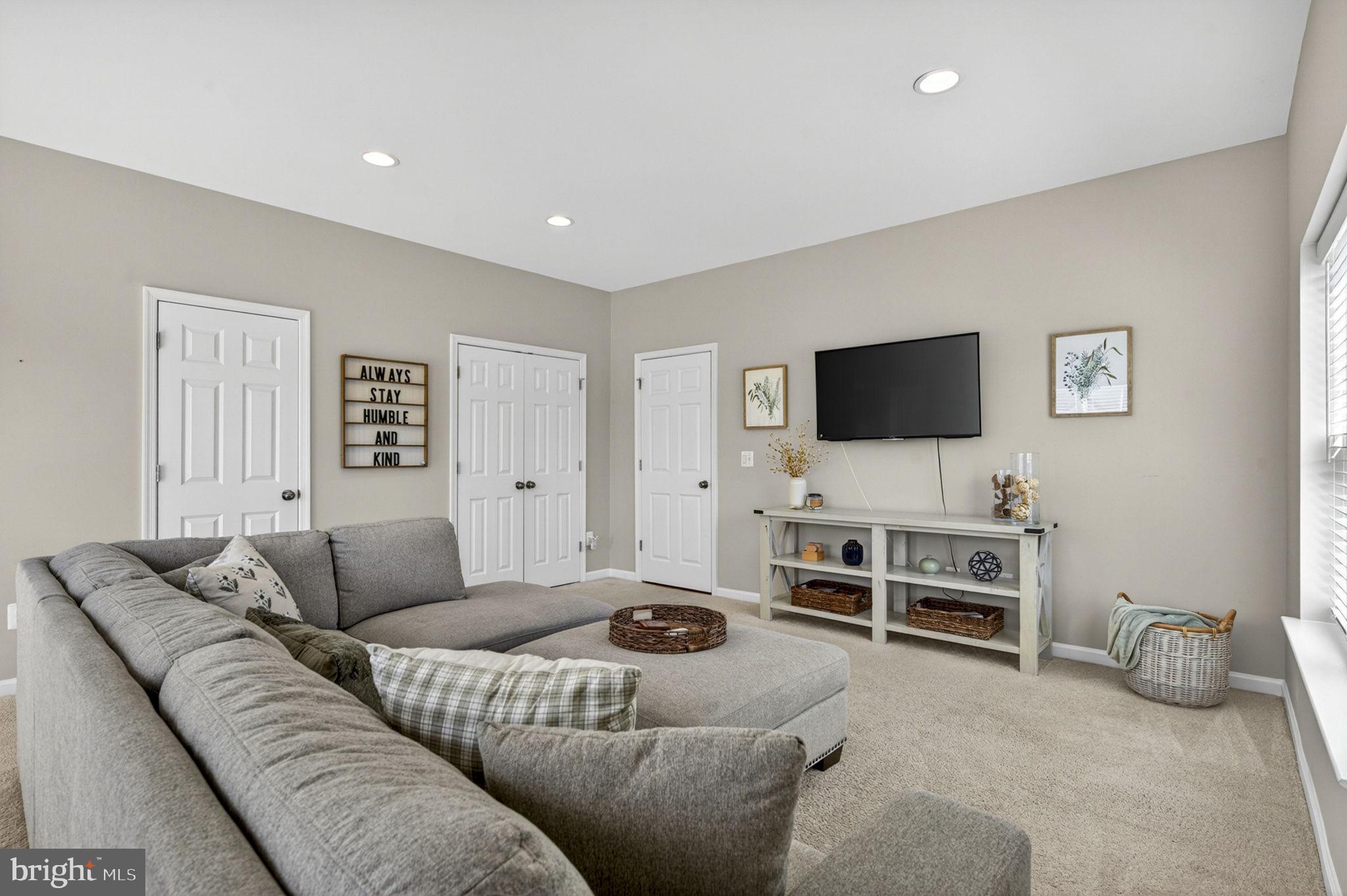 SNOWDEN BRIDGE - Residential