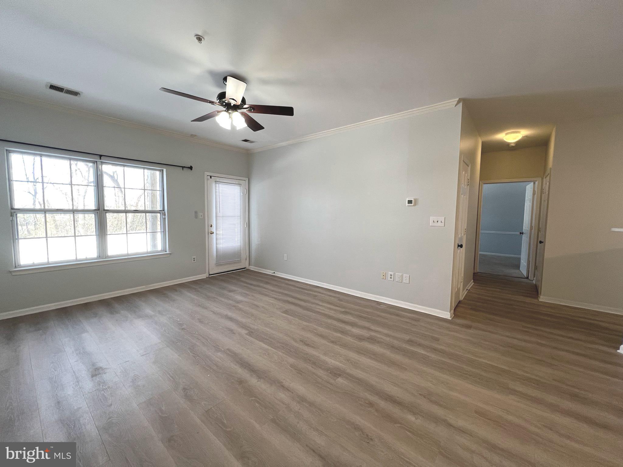 CEDAR GROVE AT CROFTON - Residential