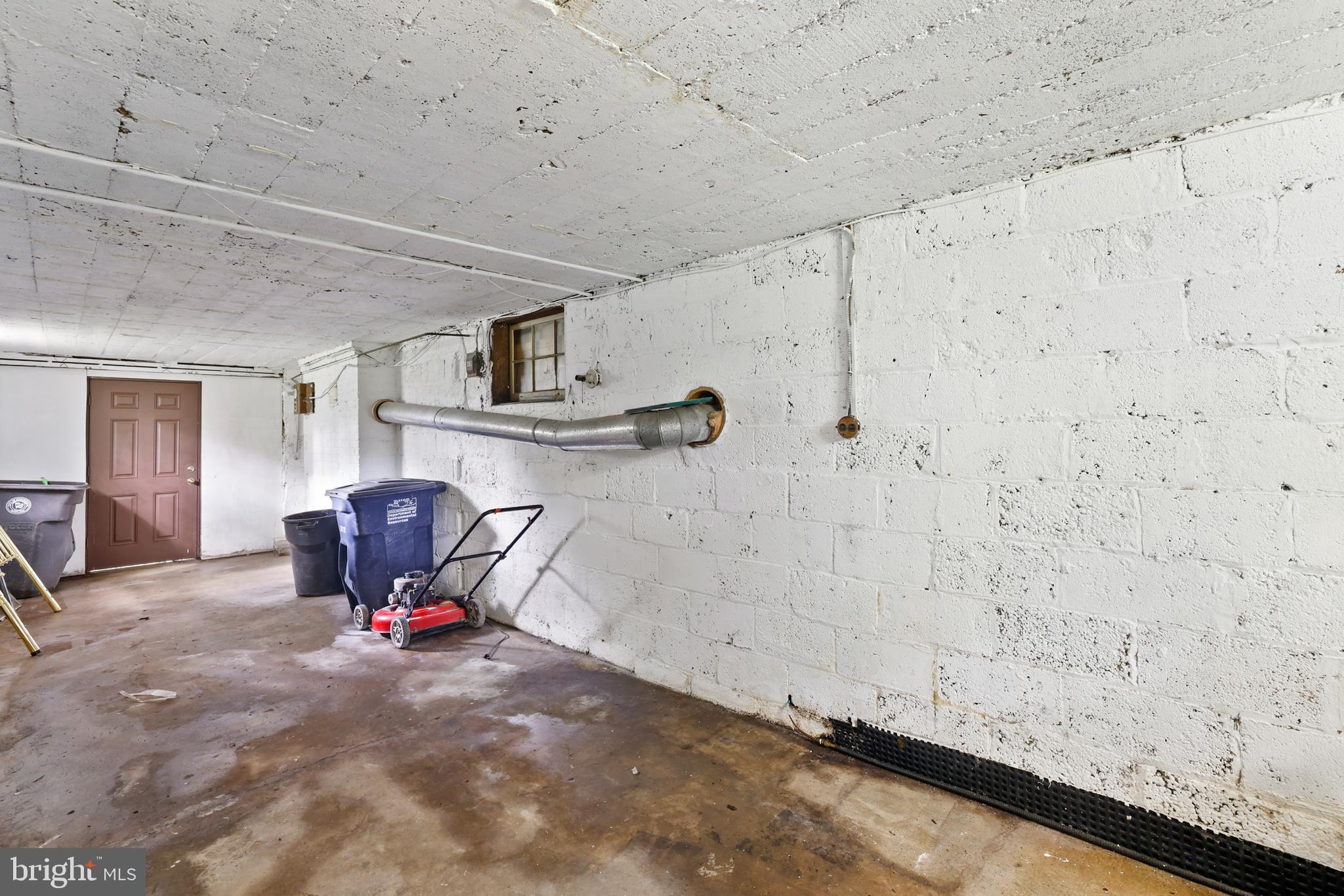 HYATTSVILLE - Residential