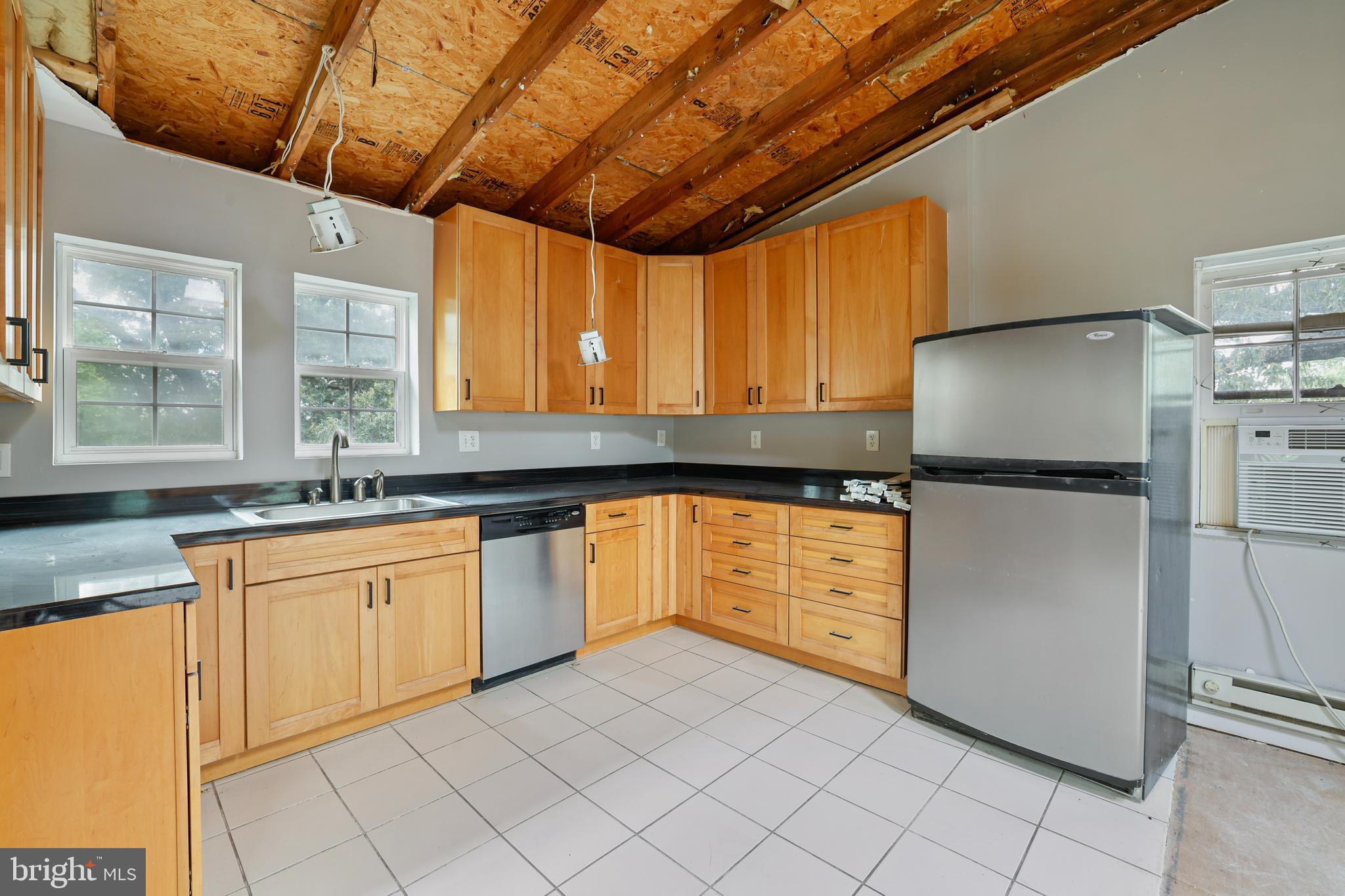 HYATTSVILLE - Residential