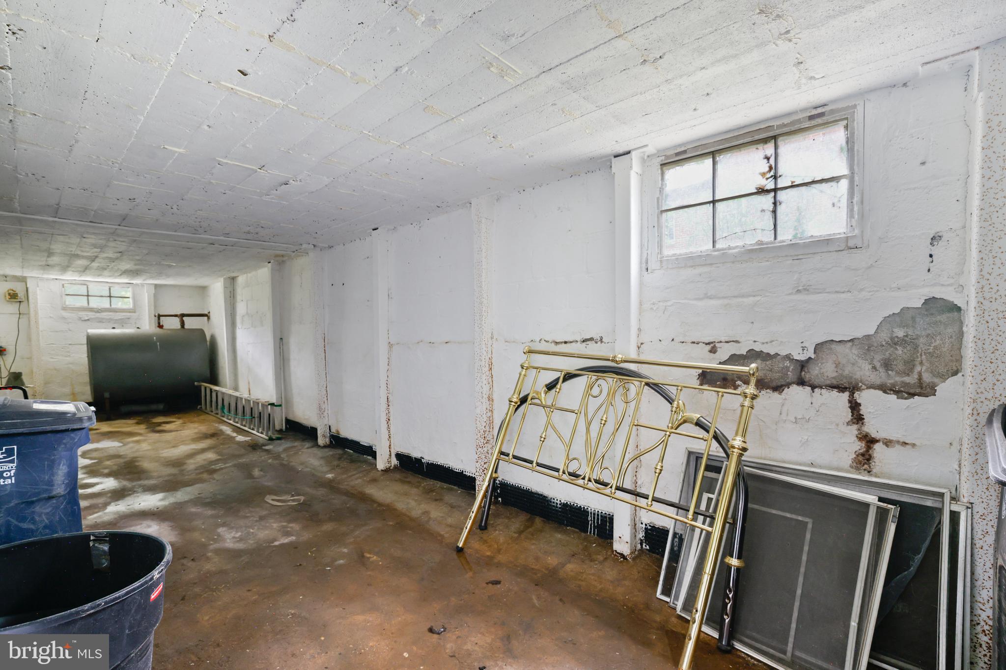 HYATTSVILLE - Residential