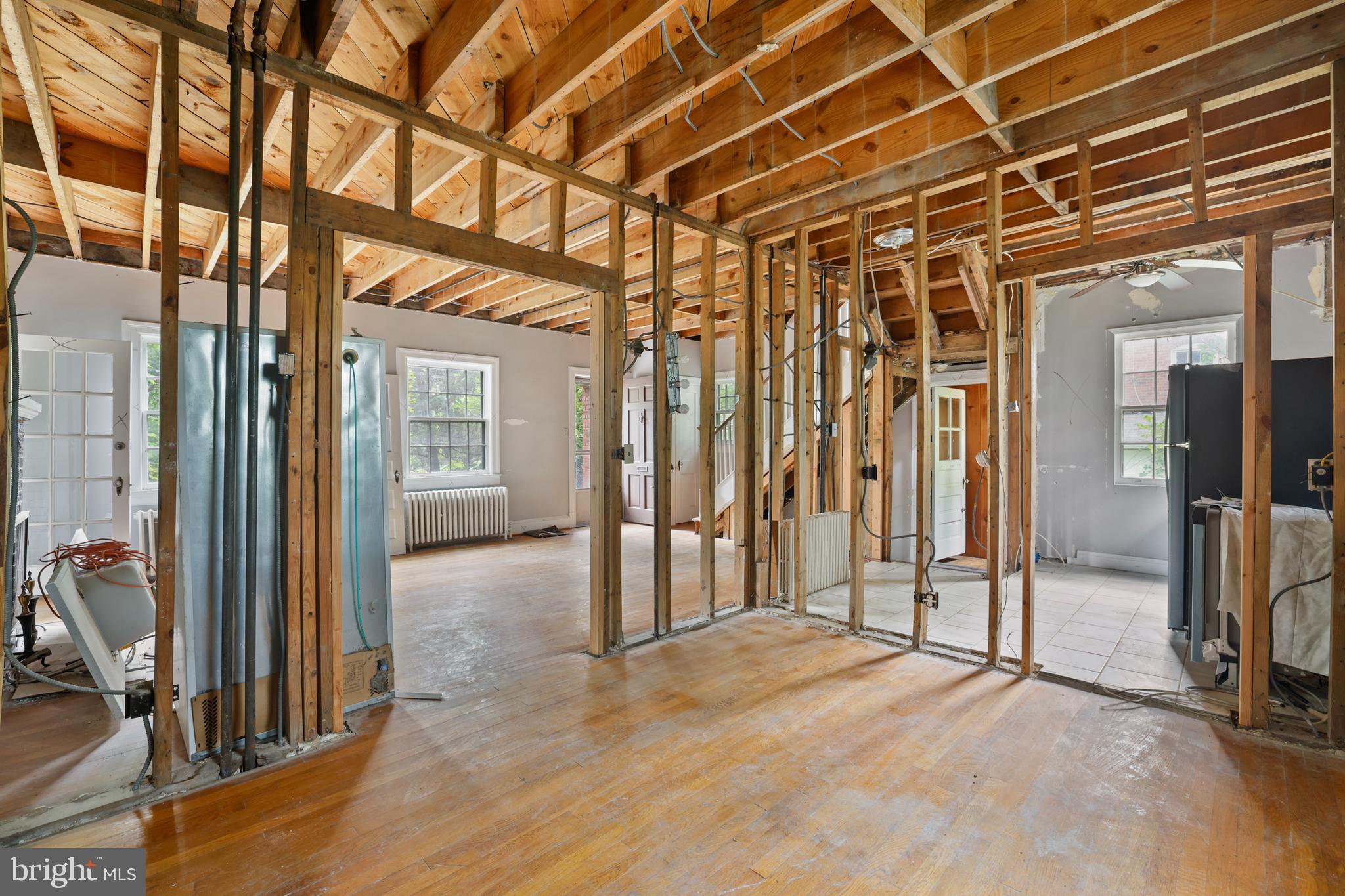 HYATTSVILLE - Residential