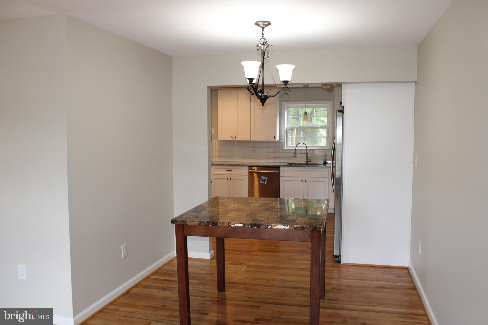 ROBINS GLENN - Residential Lease