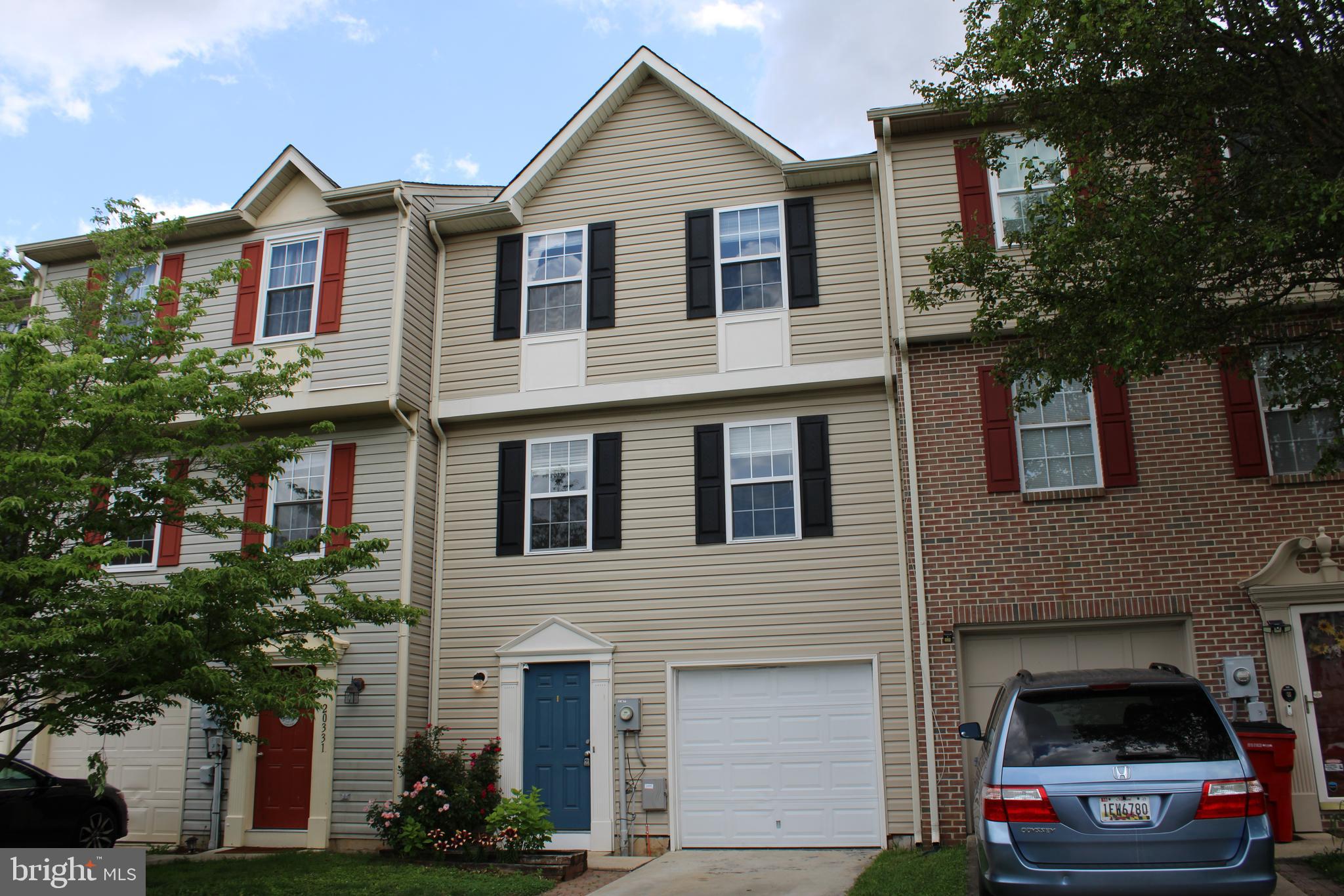 ROBINS GLENN - Residential Lease