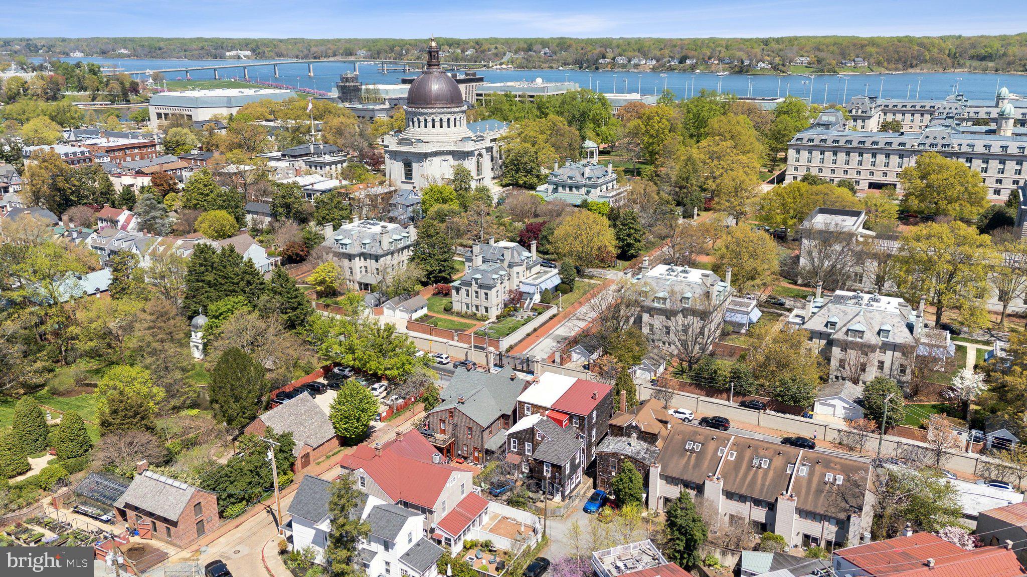 HISTORIC DISTRICT - Residential