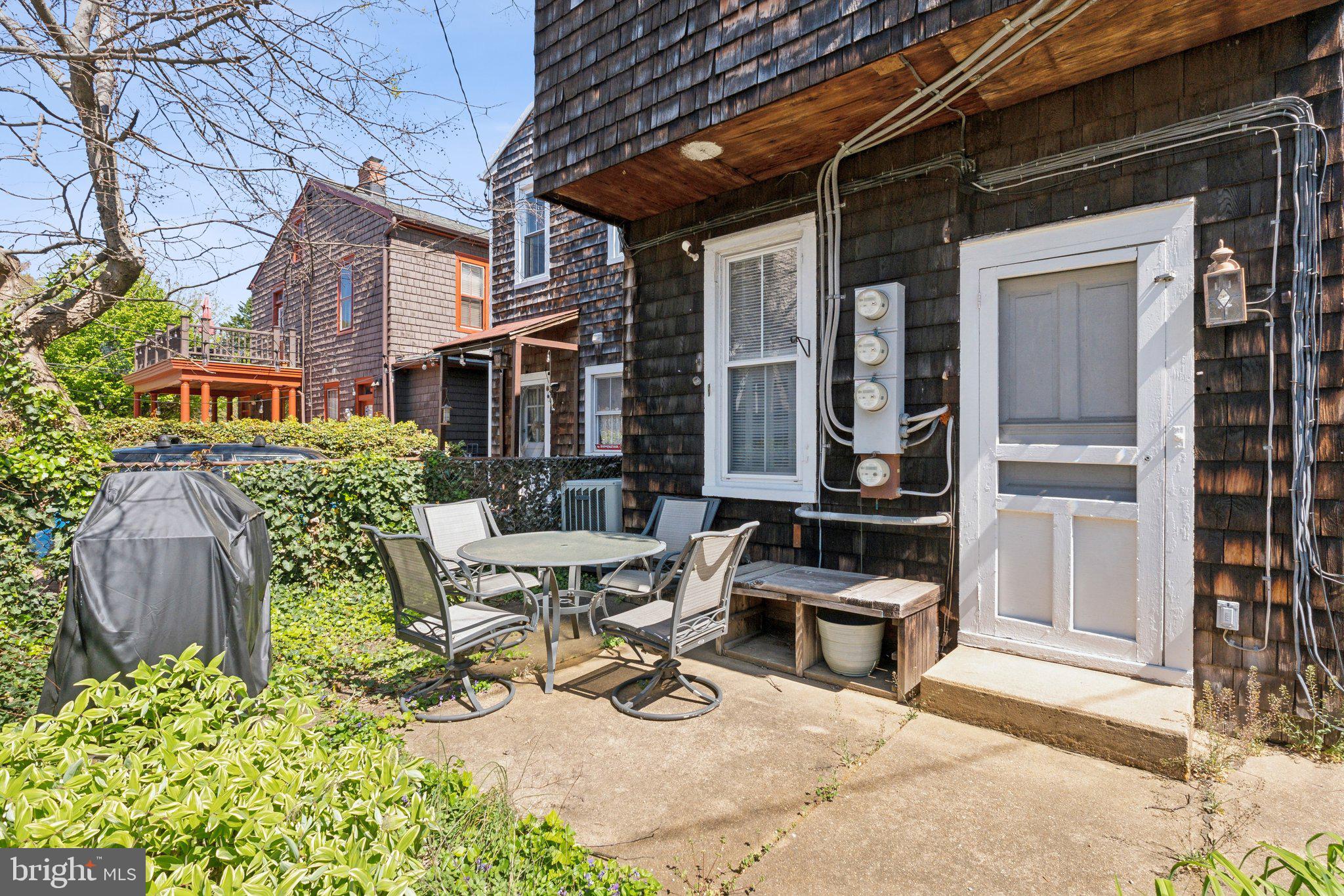 HISTORIC DISTRICT - Residential