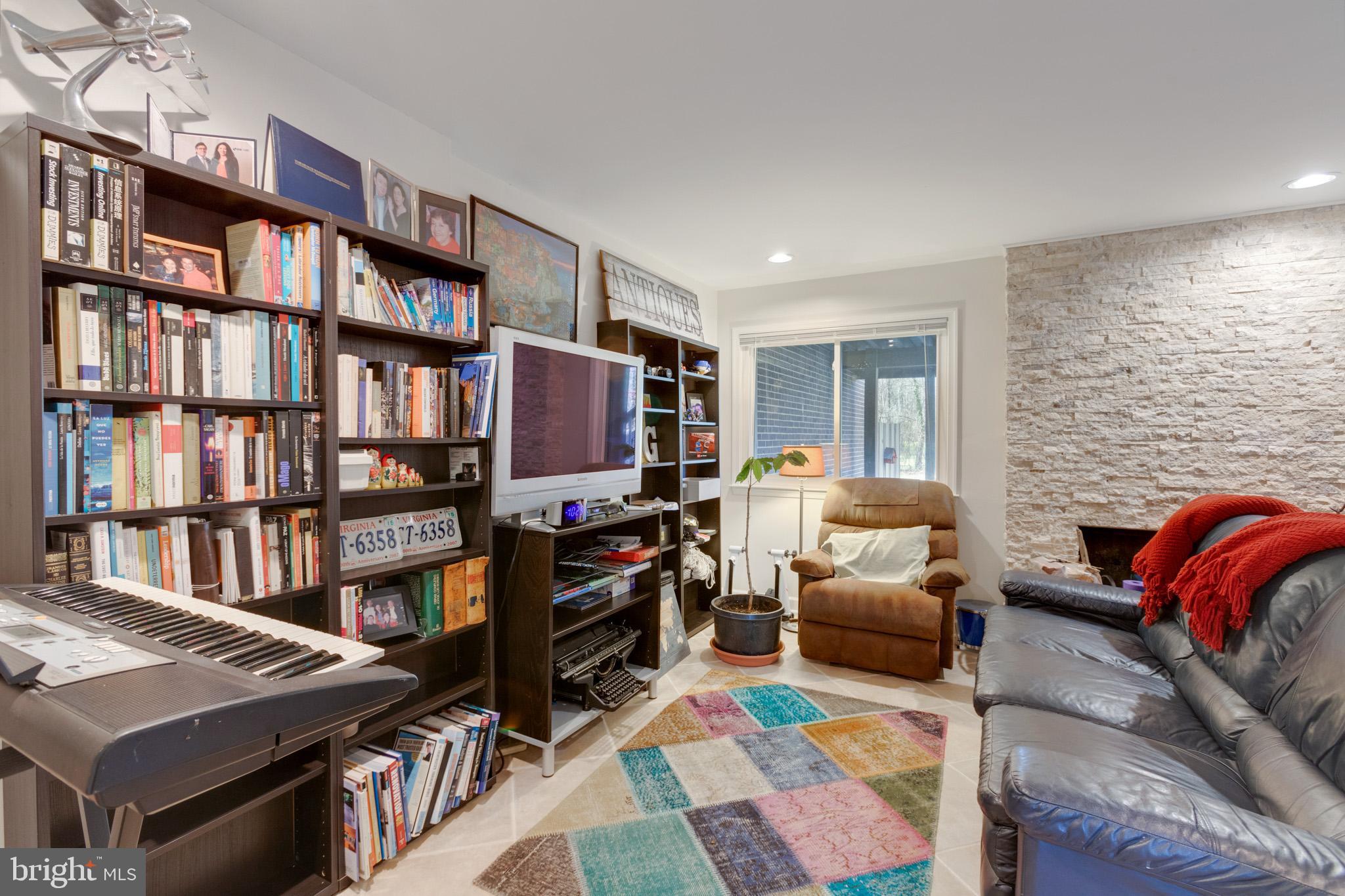 GLENCOURSE - Residential Lease