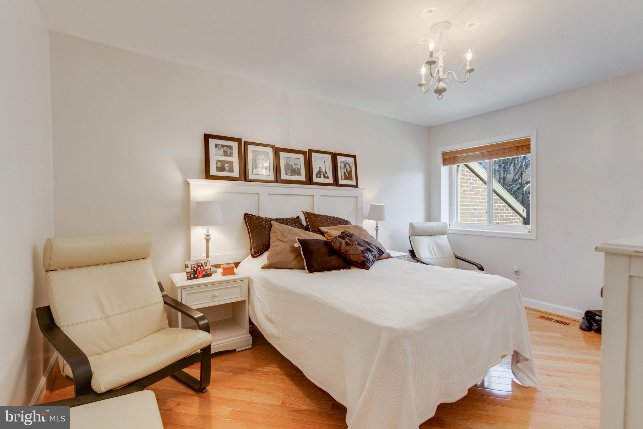 GLENCOURSE - Residential Lease