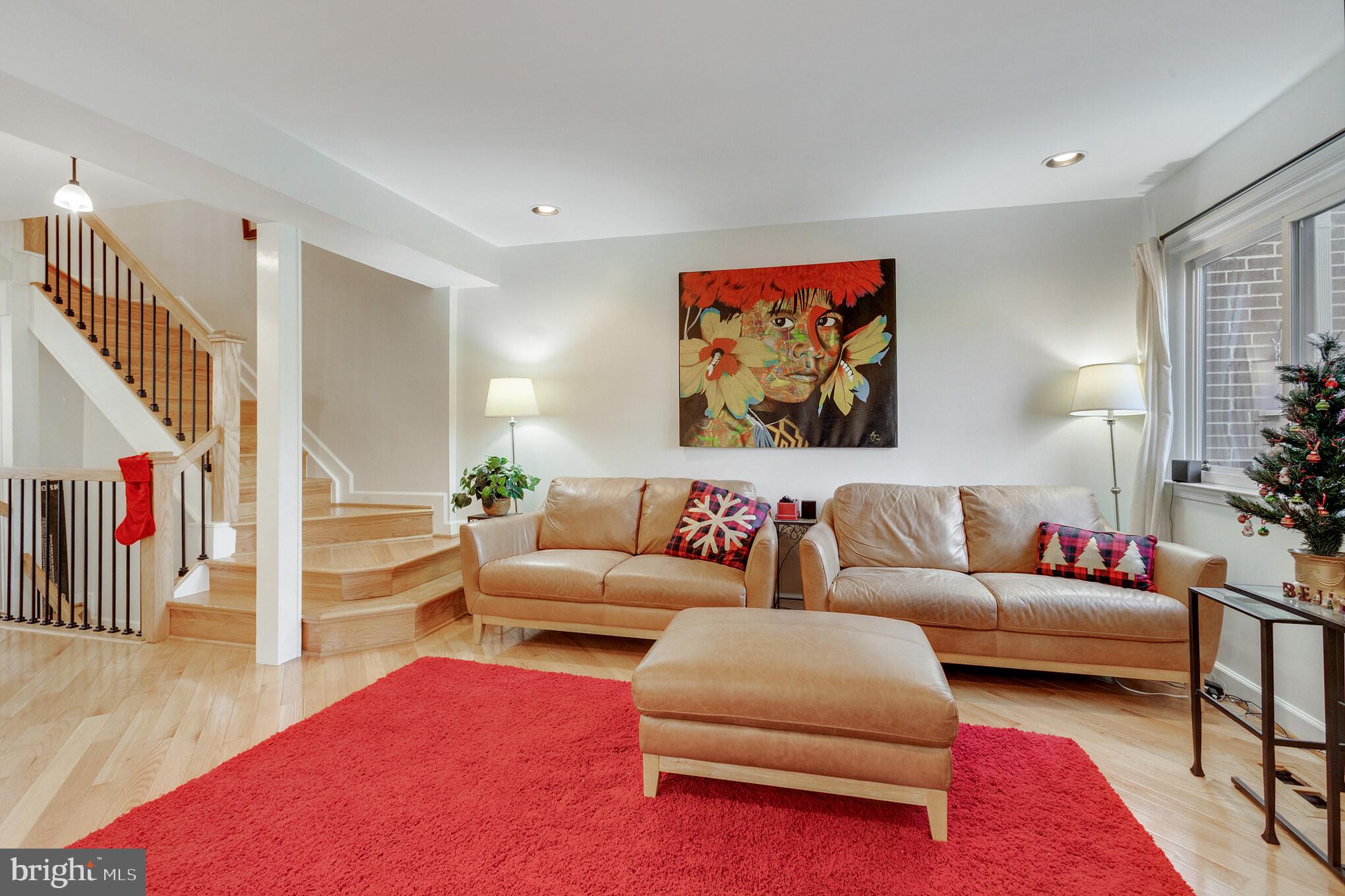 GLENCOURSE - Residential Lease