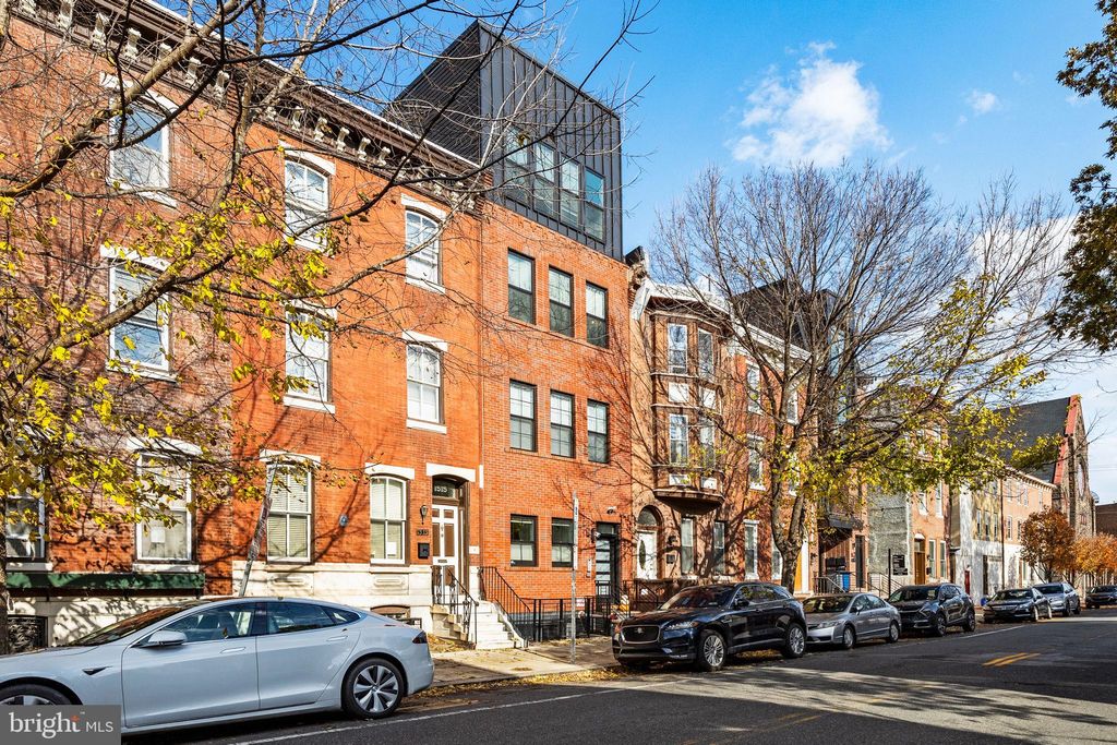 Photo of 1513 Christian St #5, PHILADELPHIA, PA 19146 (MLS # PAPH2549770)