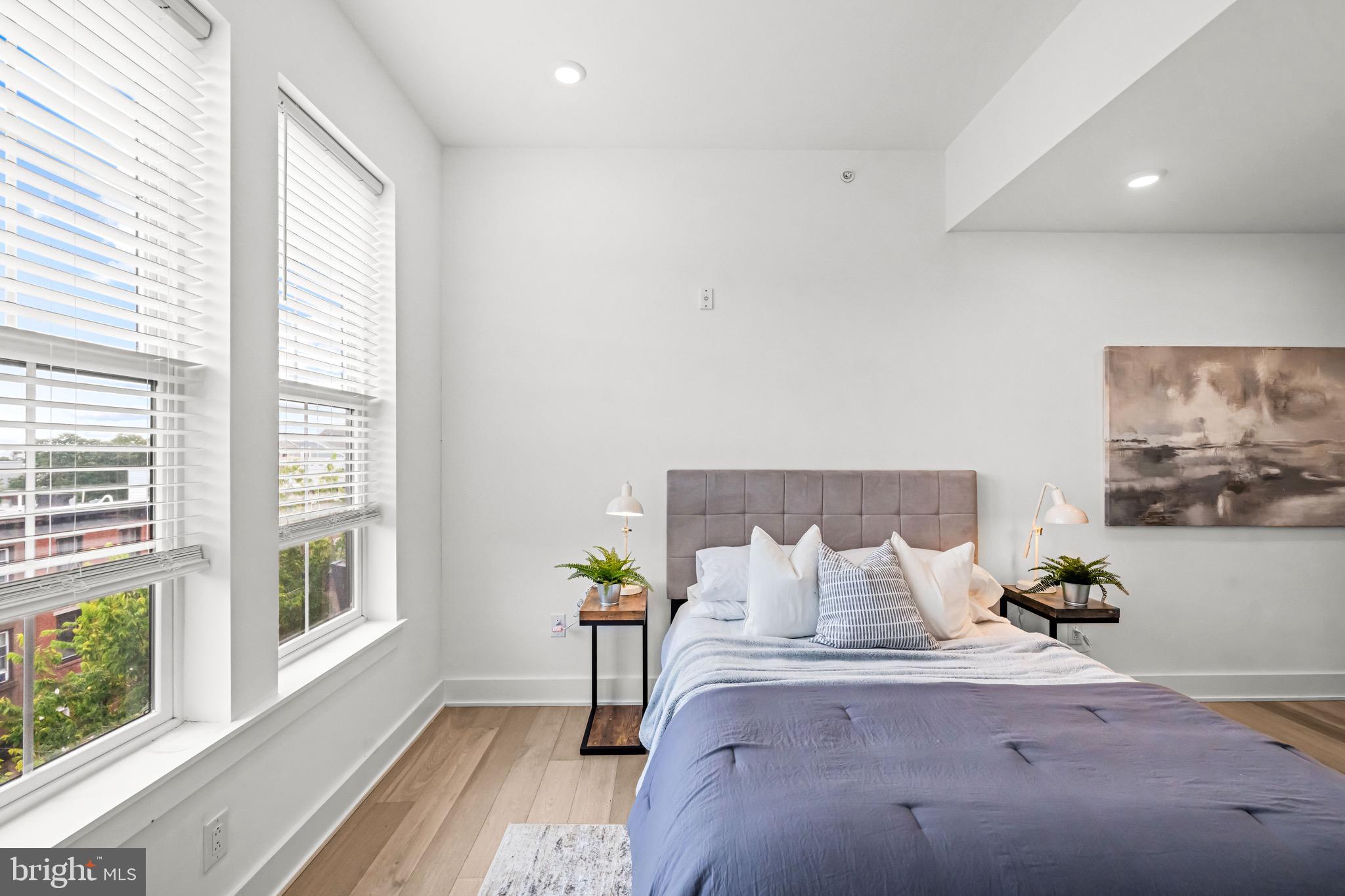 GRADUATE HOSPITAL - Residential