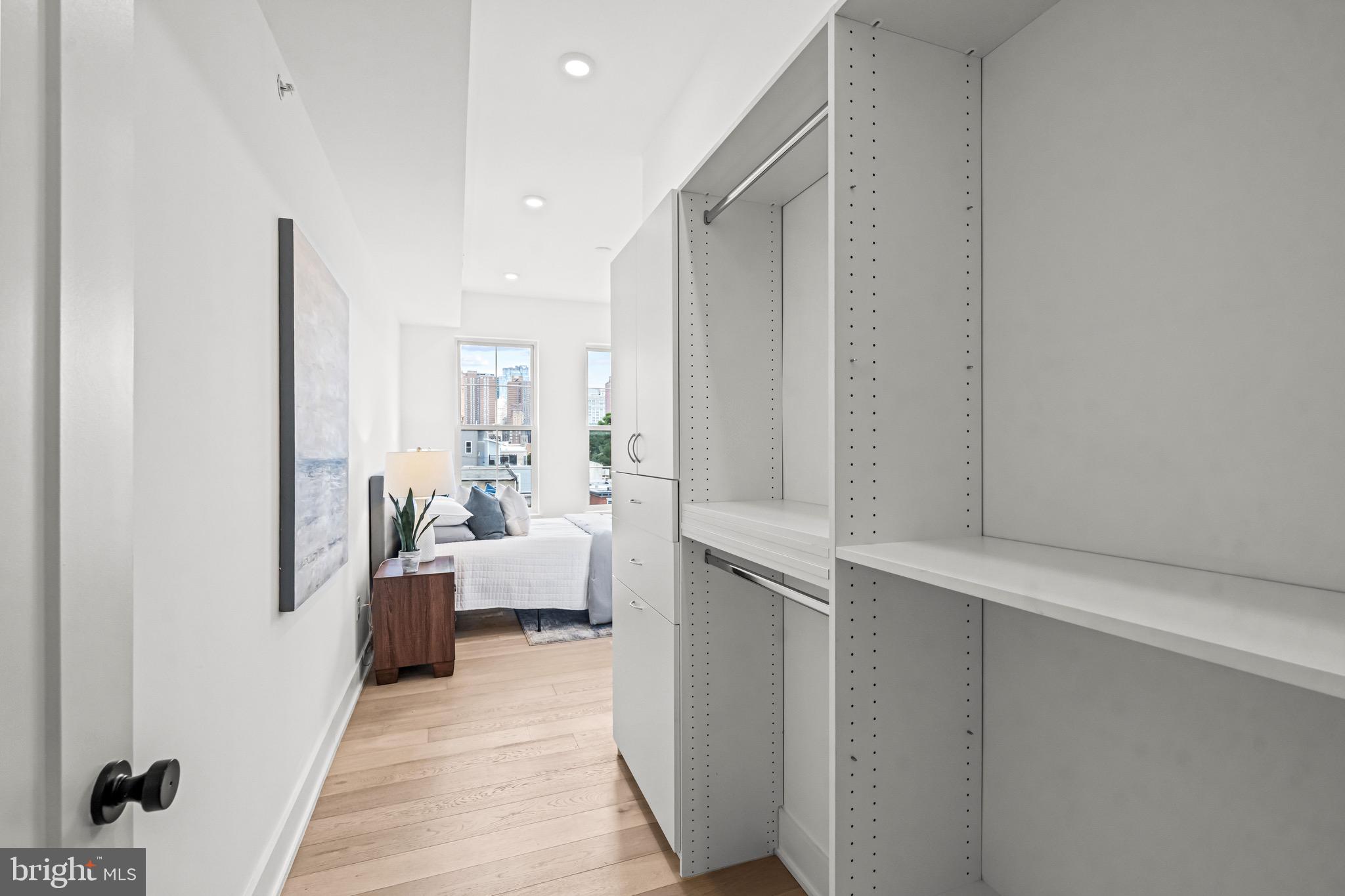 GRADUATE HOSPITAL - Residential