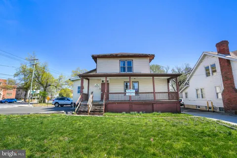 3123 South Dakota Avenue NE, Washington, DC MLS: DCDC2192604