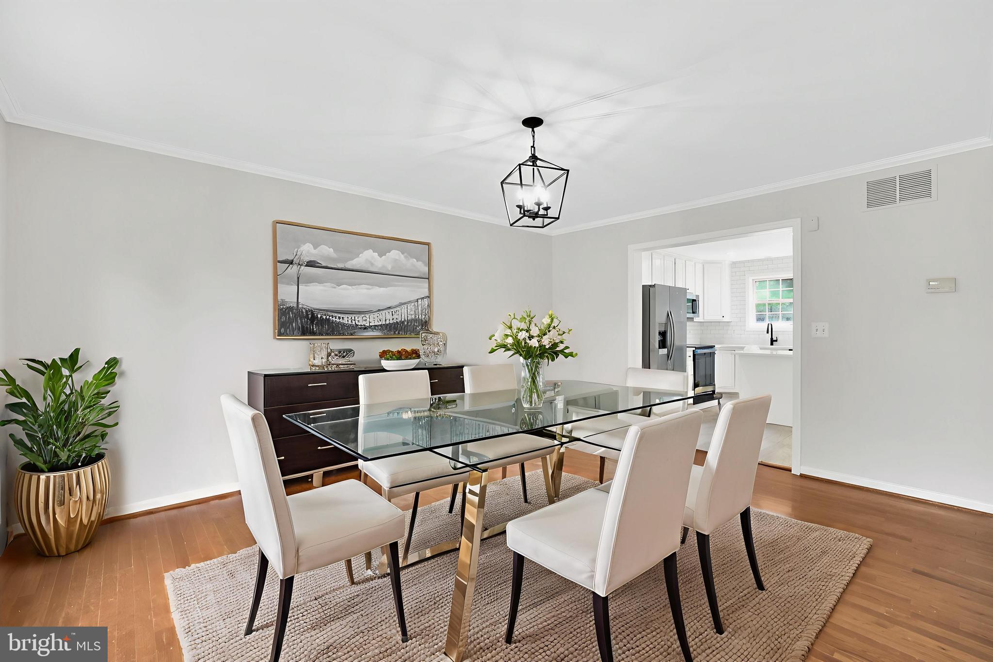 OAK GROVE APARTMENTS - Residential