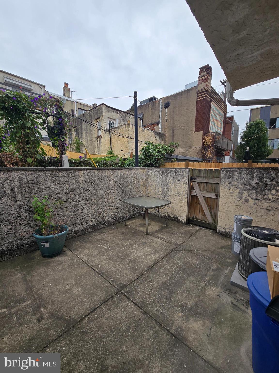 POINT BREEZE - Residential Lease