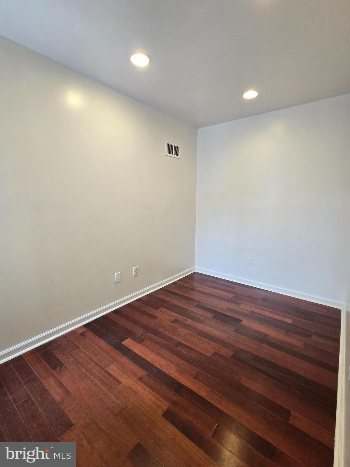 POINT BREEZE - Residential Lease
