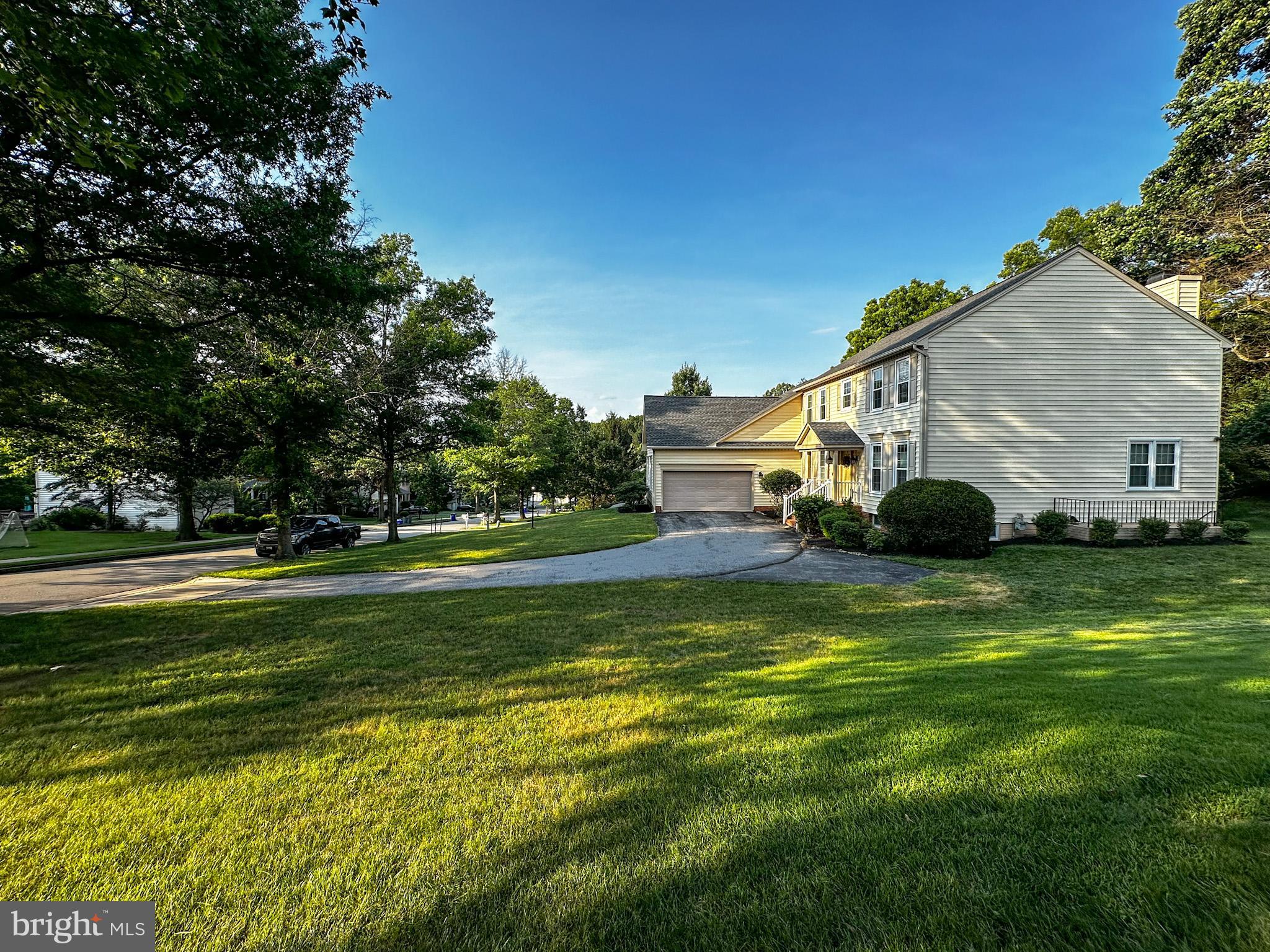 10136 BRACKEN DRIVE
