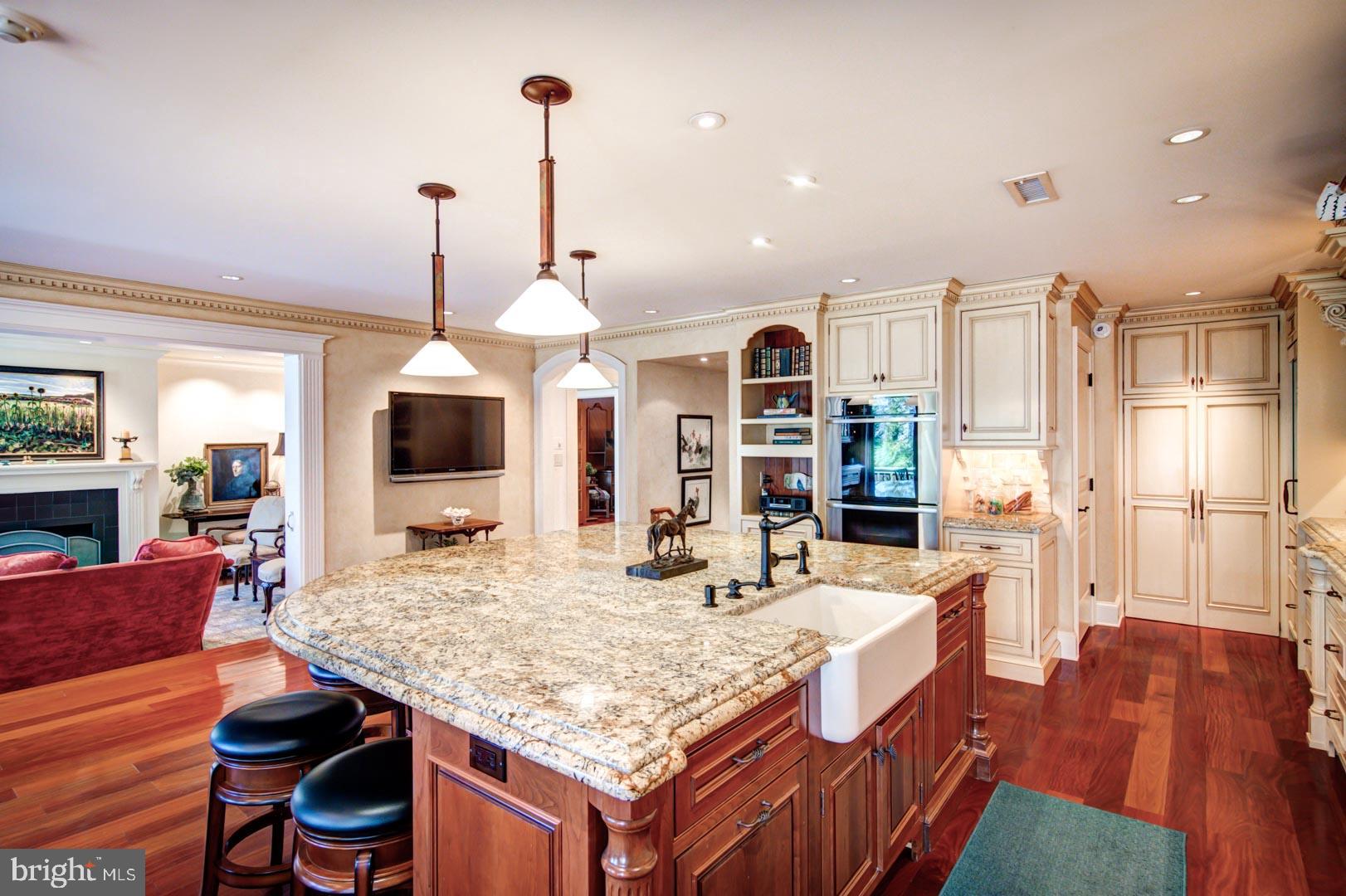 HERMITAGE - Residential