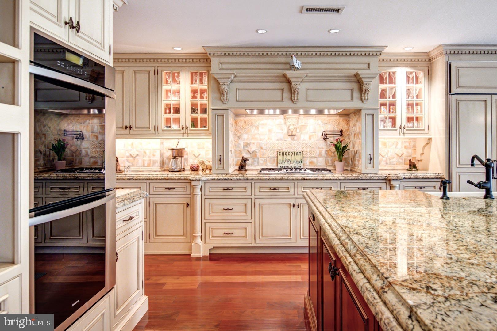 HERMITAGE - Residential