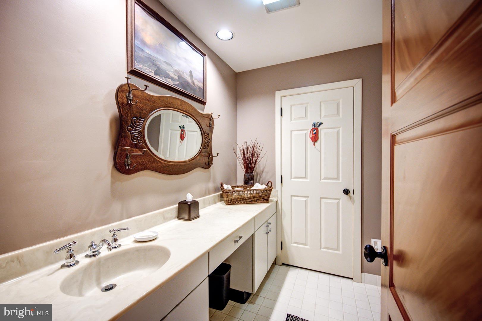 HERMITAGE - Residential