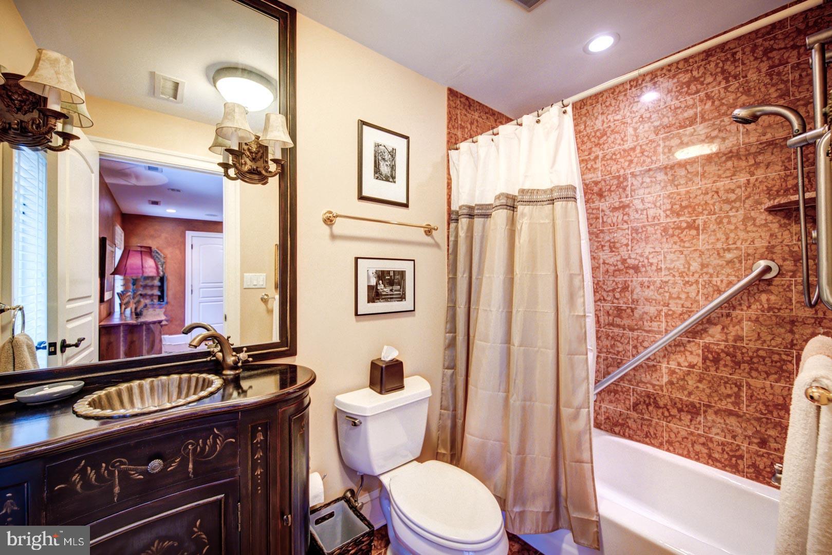 HERMITAGE - Residential