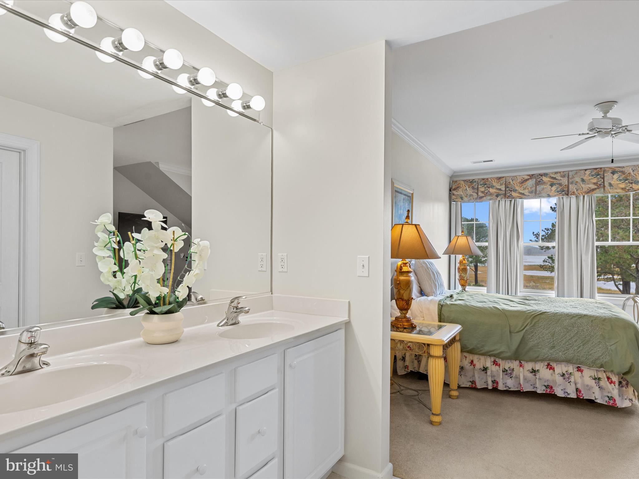 BAYVILLE SHORES - Residential