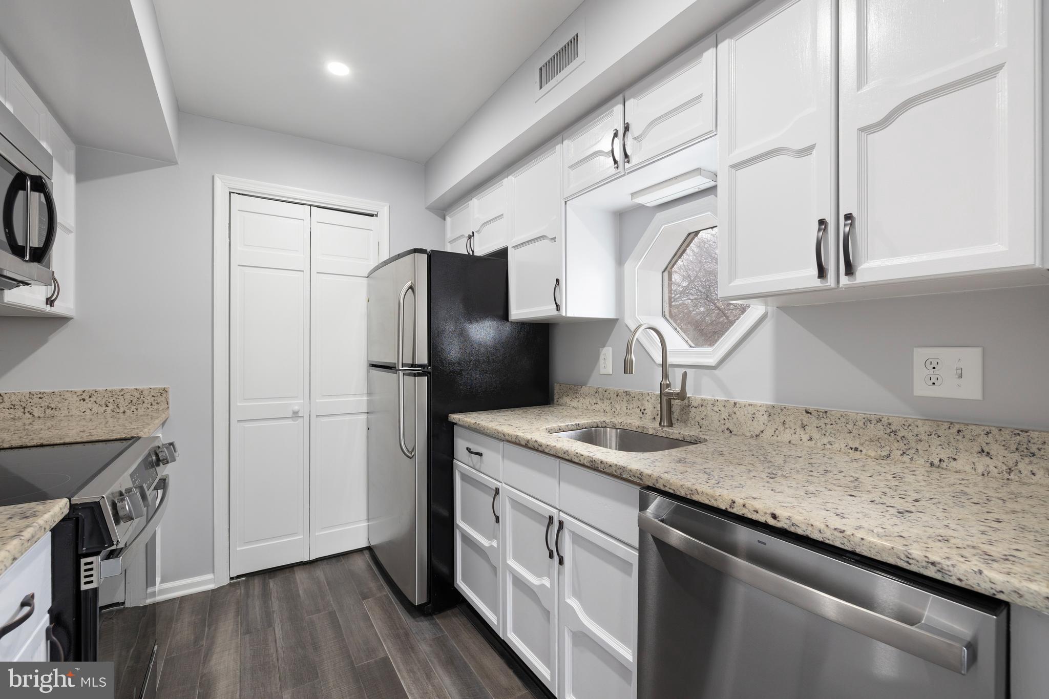 WINDGATE - Residential