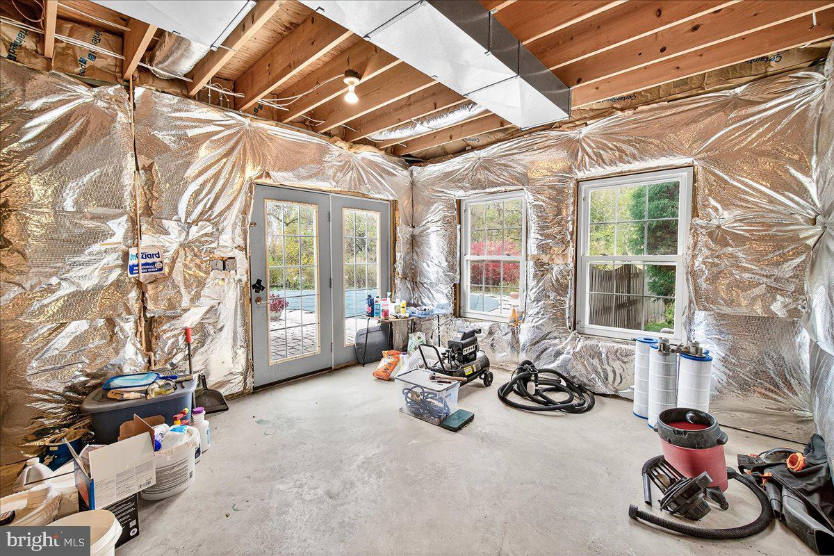 BELLS MILL - Residential