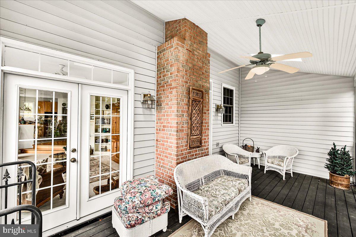 BELLS MILL - Residential