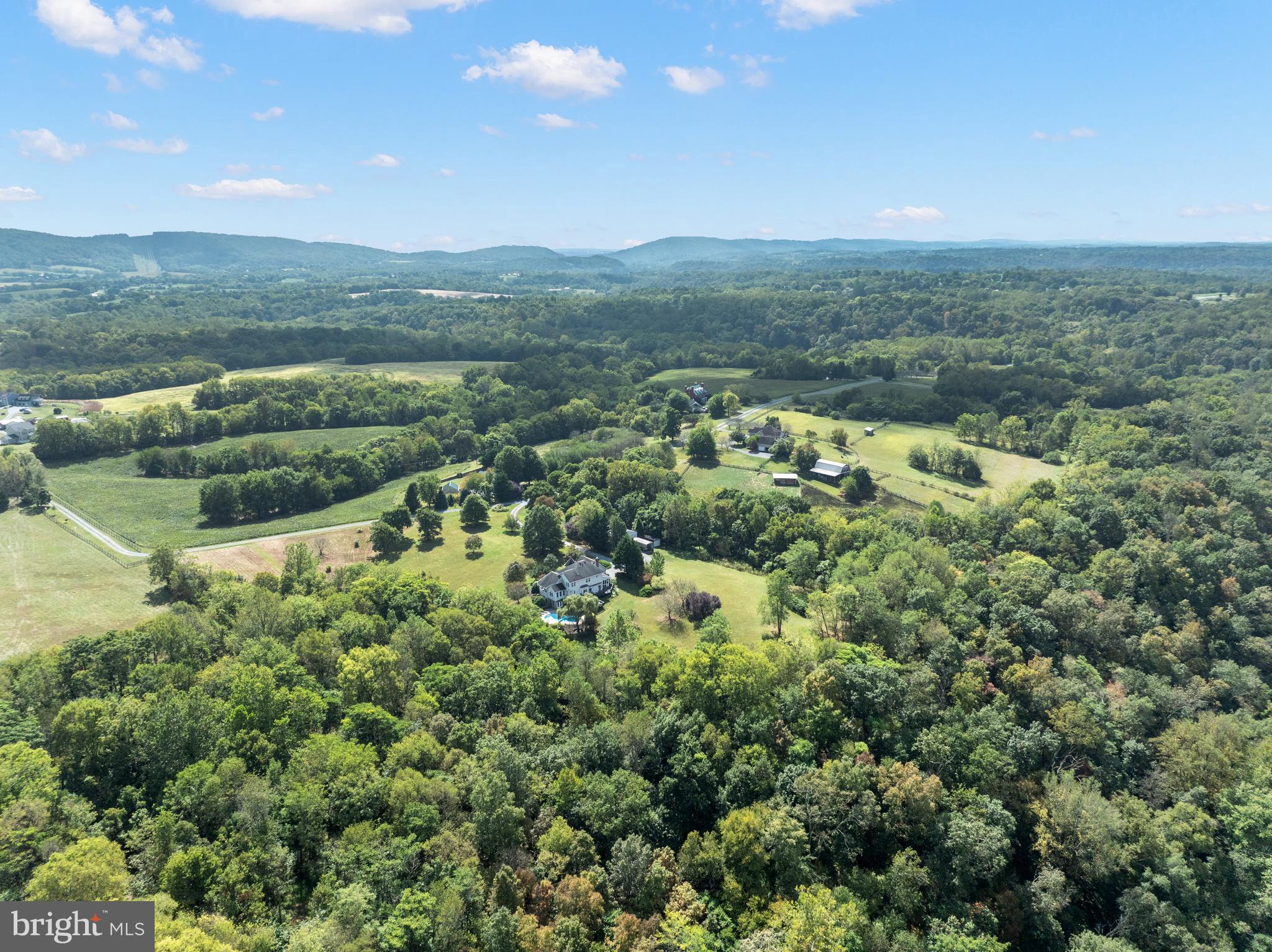 BELLS MILL - Residential