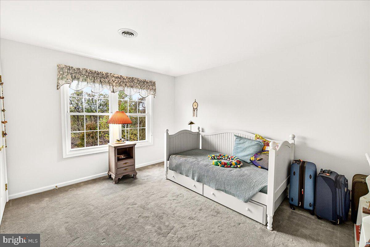 BELLS MILL - Residential