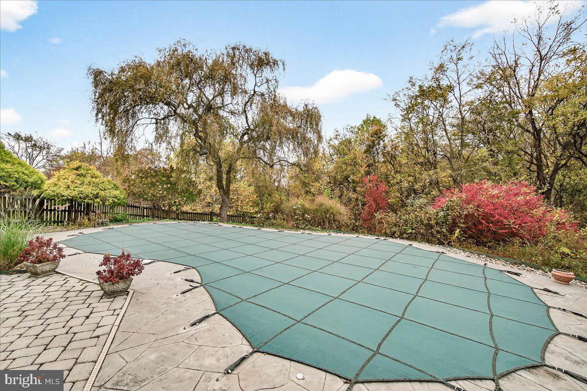 BELLS MILL - Residential