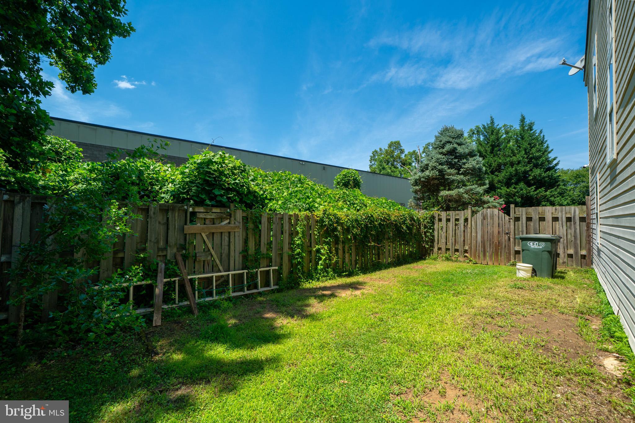 9572 INVERARY COURT