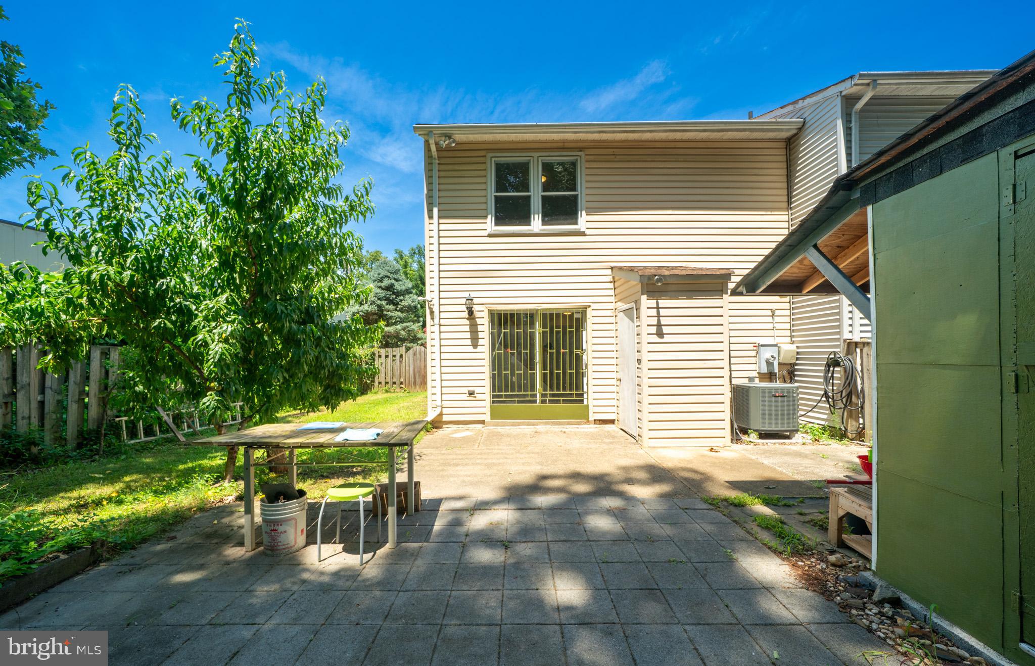 9572 INVERARY COURT