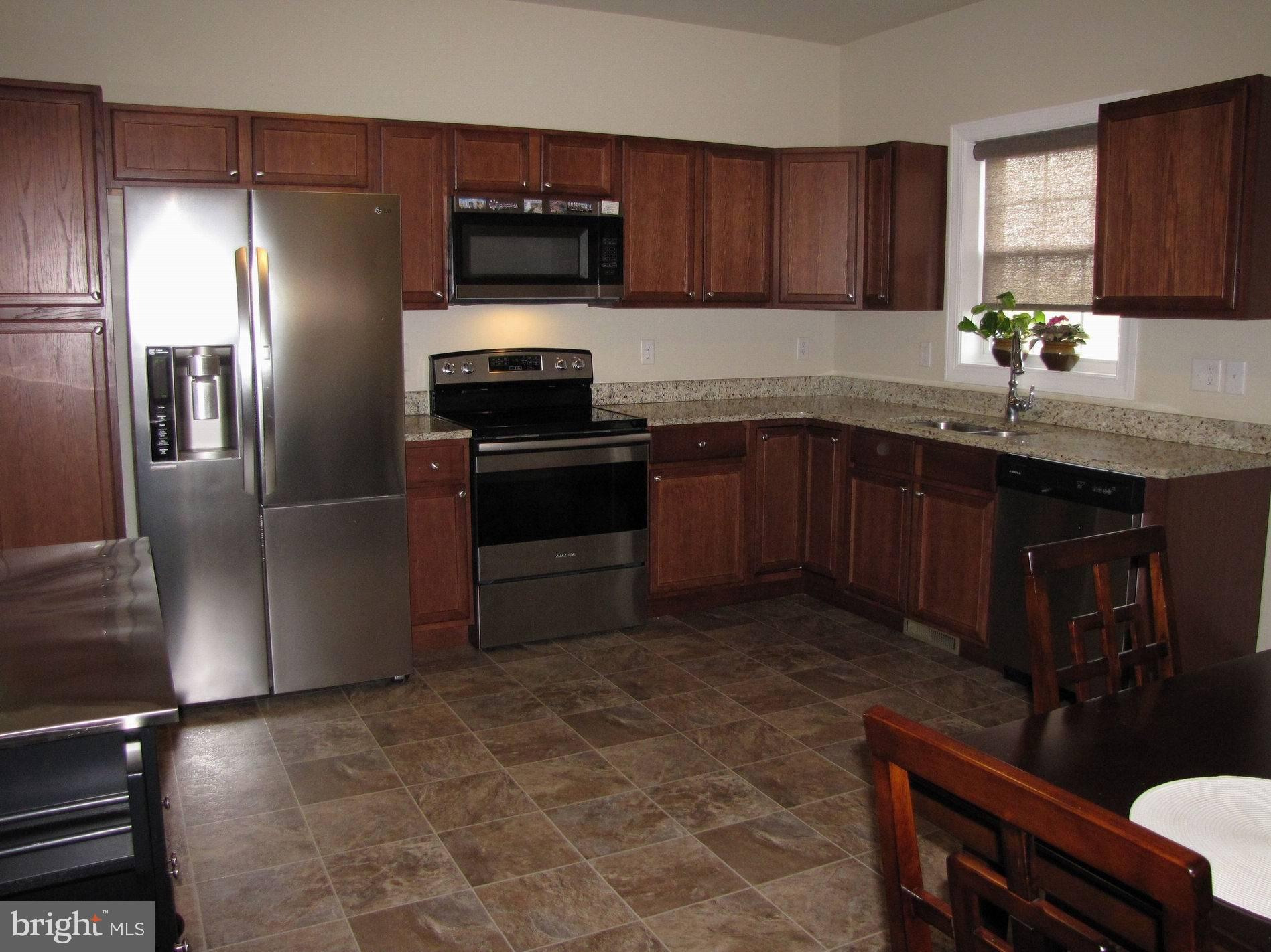 STONEYBROOK OF ELIZABETHTOWN - Residential