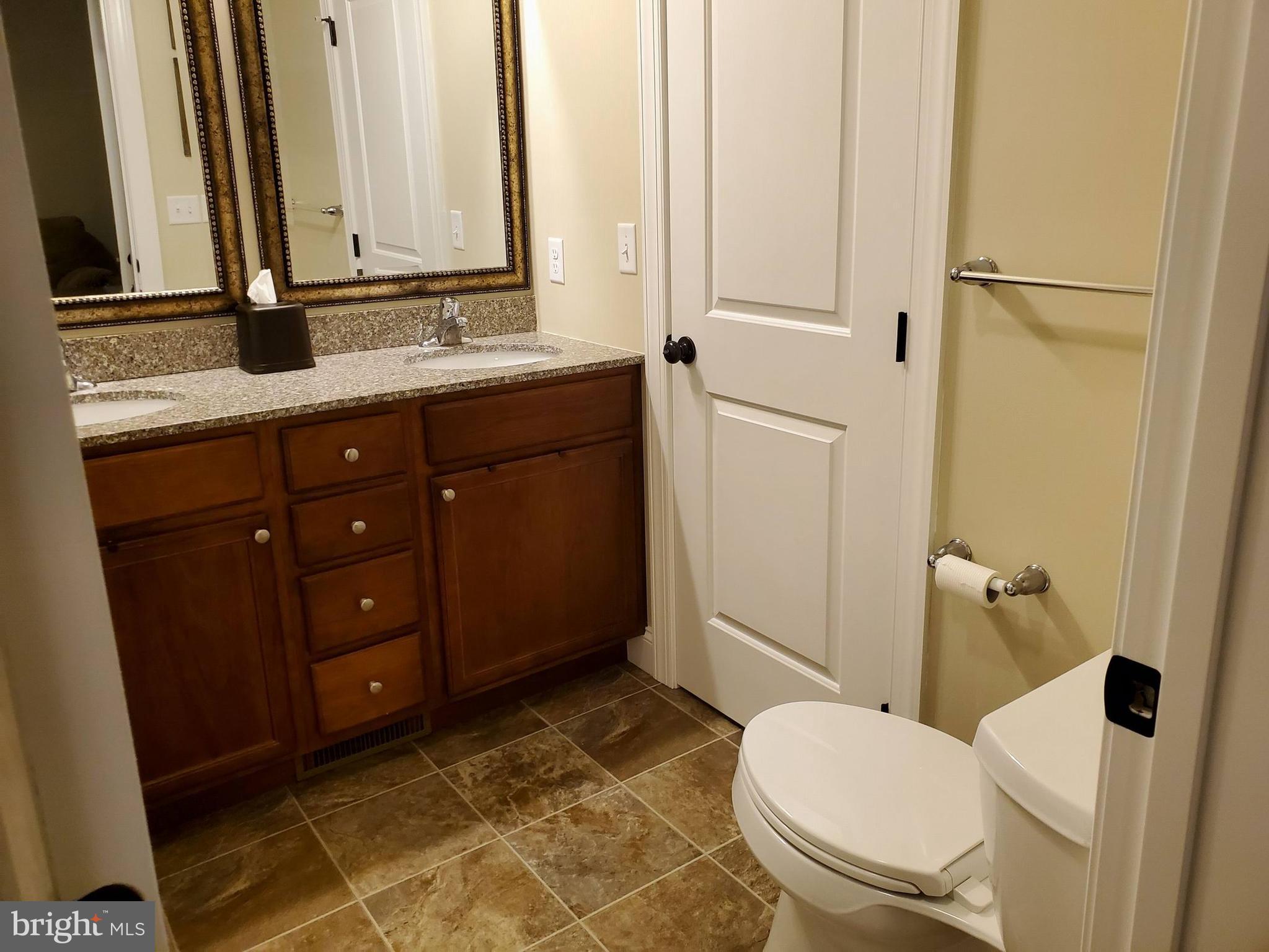 STONEYBROOK OF ELIZABETHTOWN - Residential