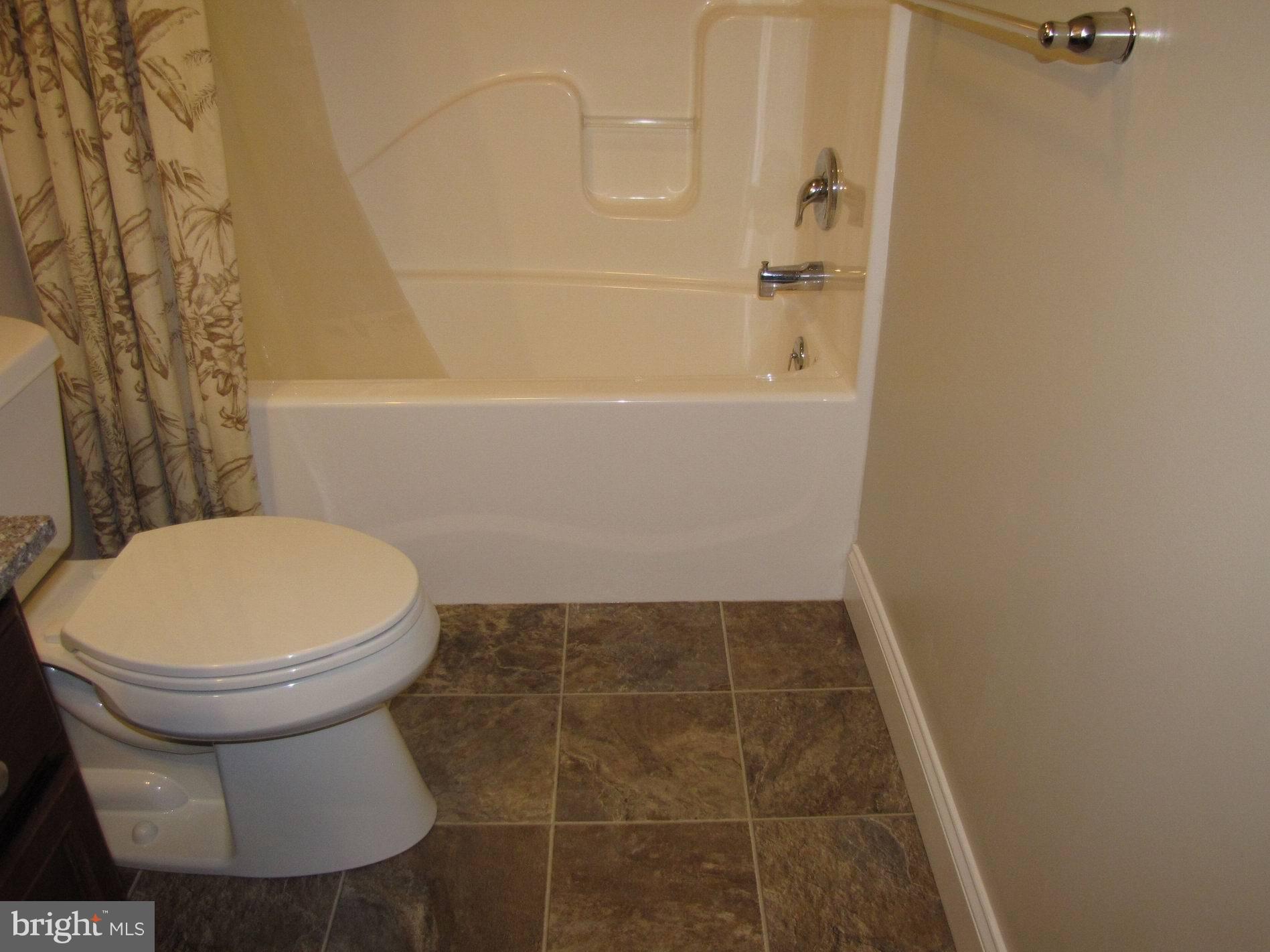 STONEYBROOK OF ELIZABETHTOWN - Residential