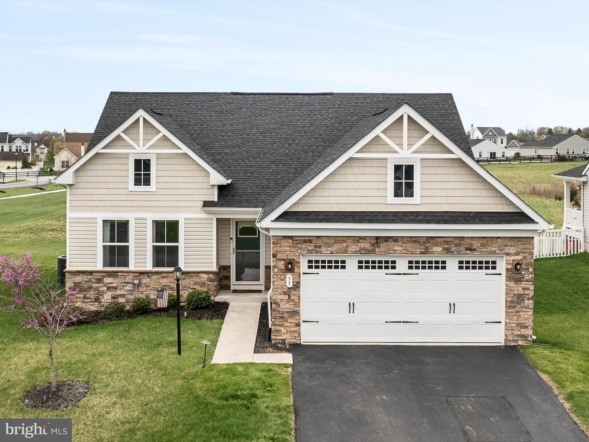 ARCADIA NORTH - Residential