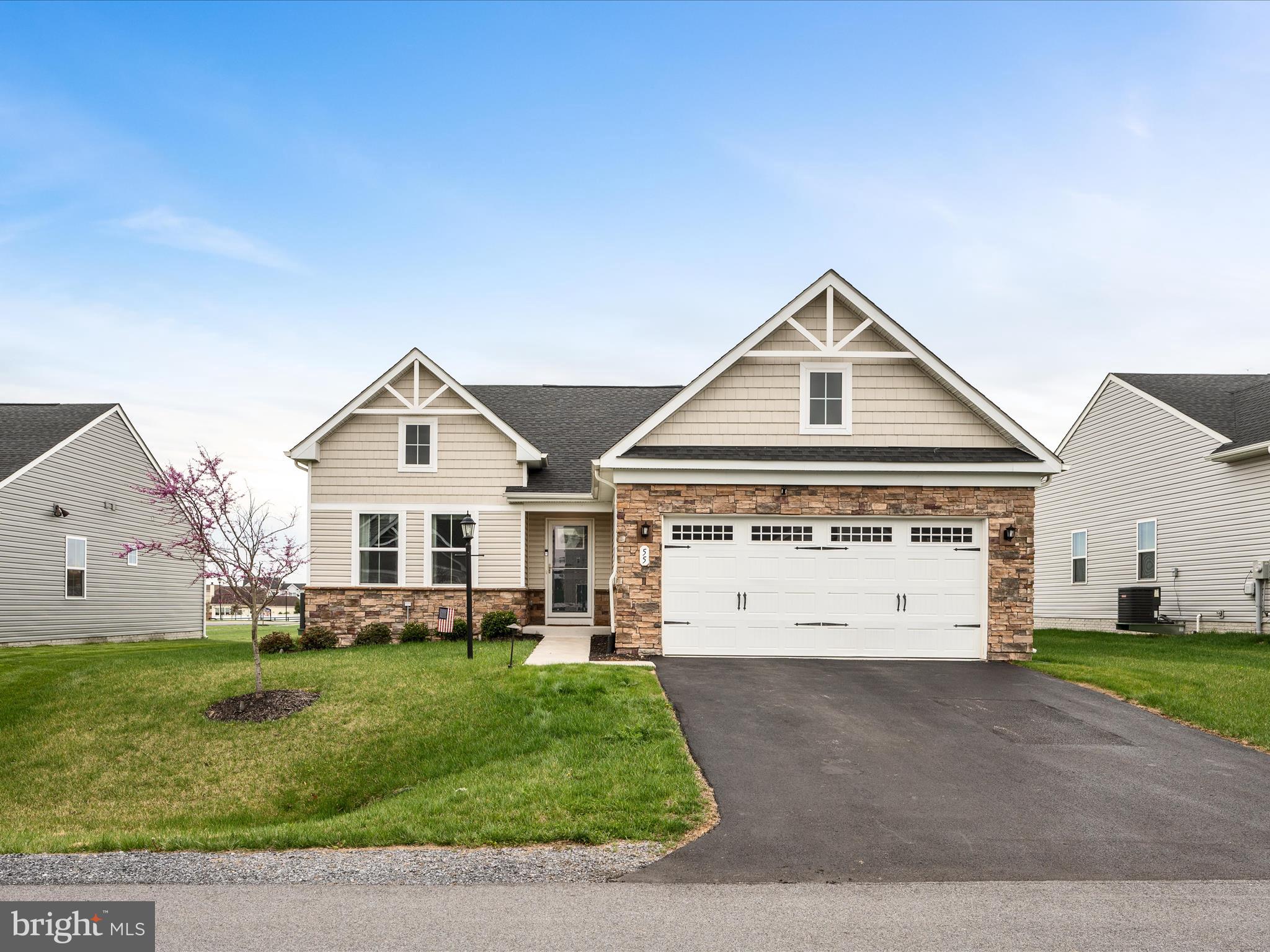 ARCADIA NORTH - Residential