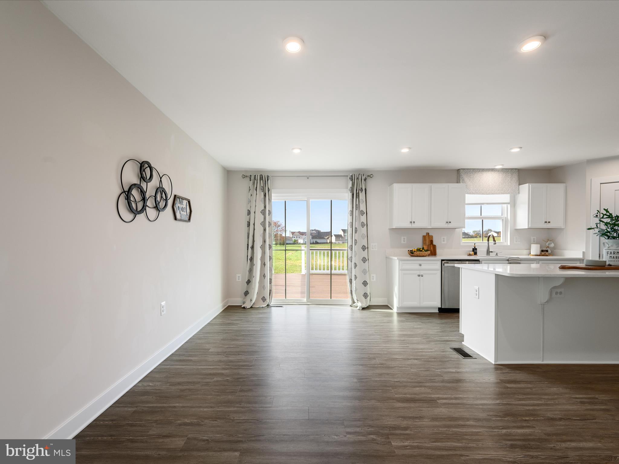 ARCADIA NORTH - Residential