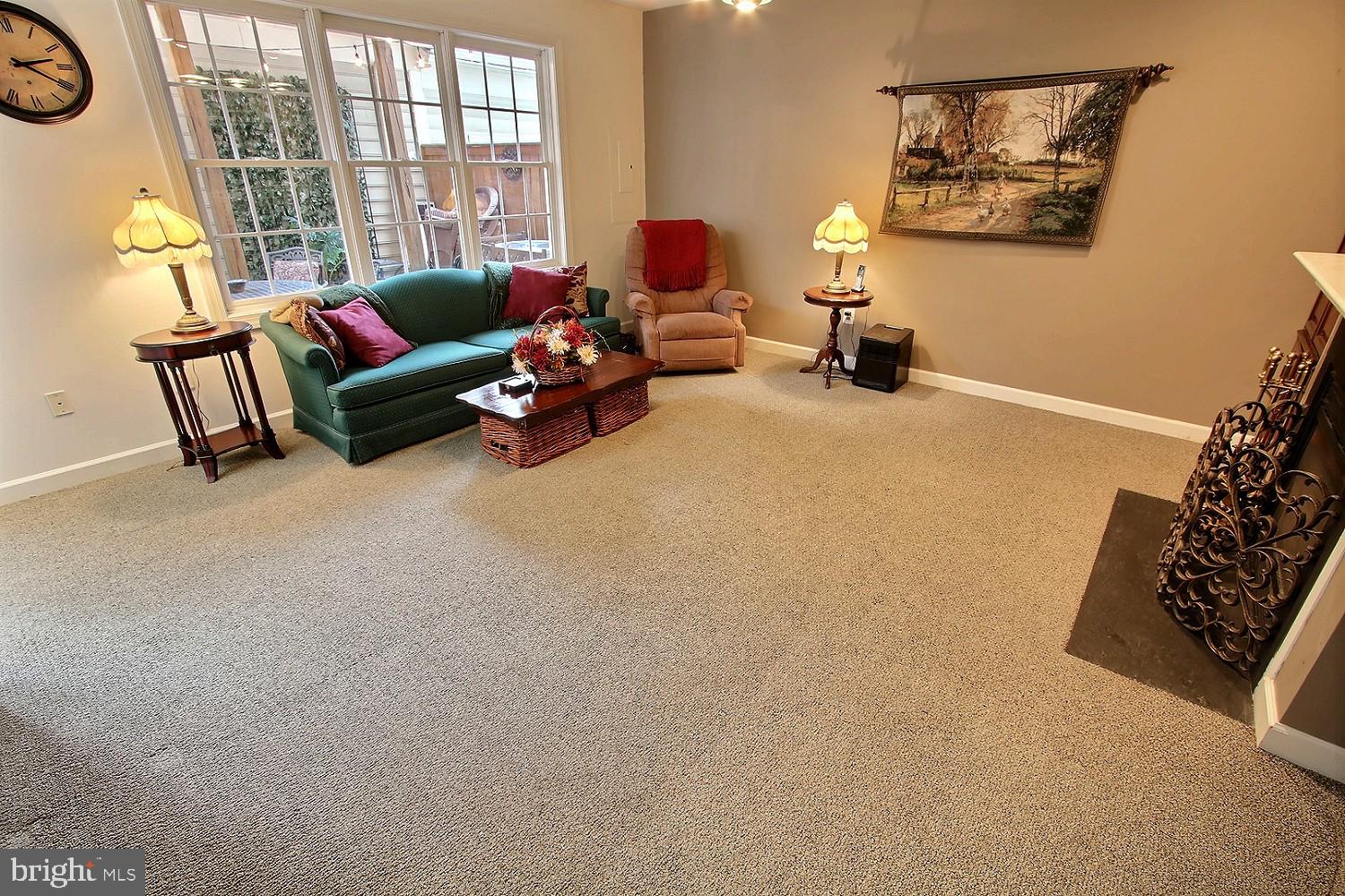 KING FARM WATKINS POND - Residential