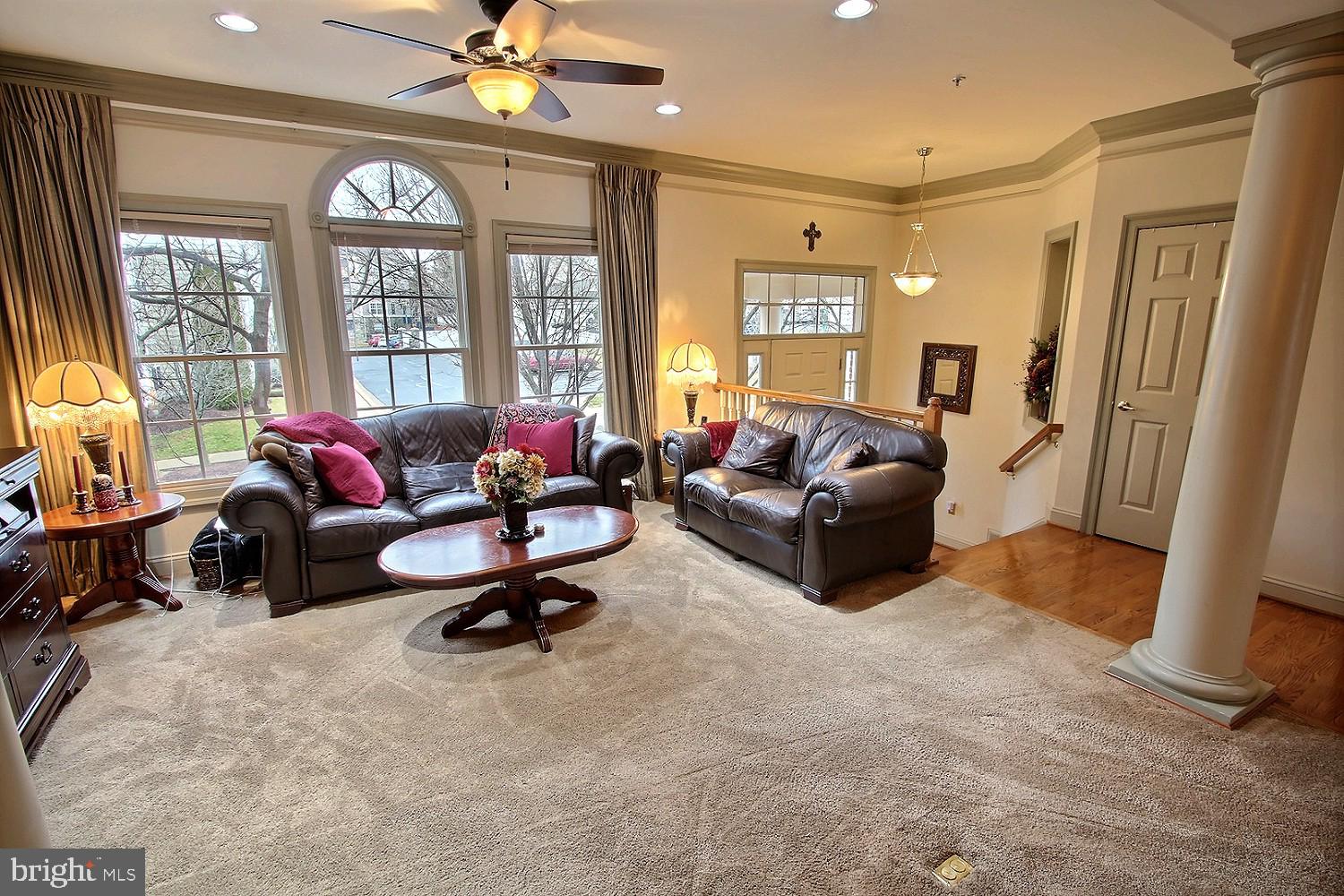 KING FARM WATKINS POND - Residential