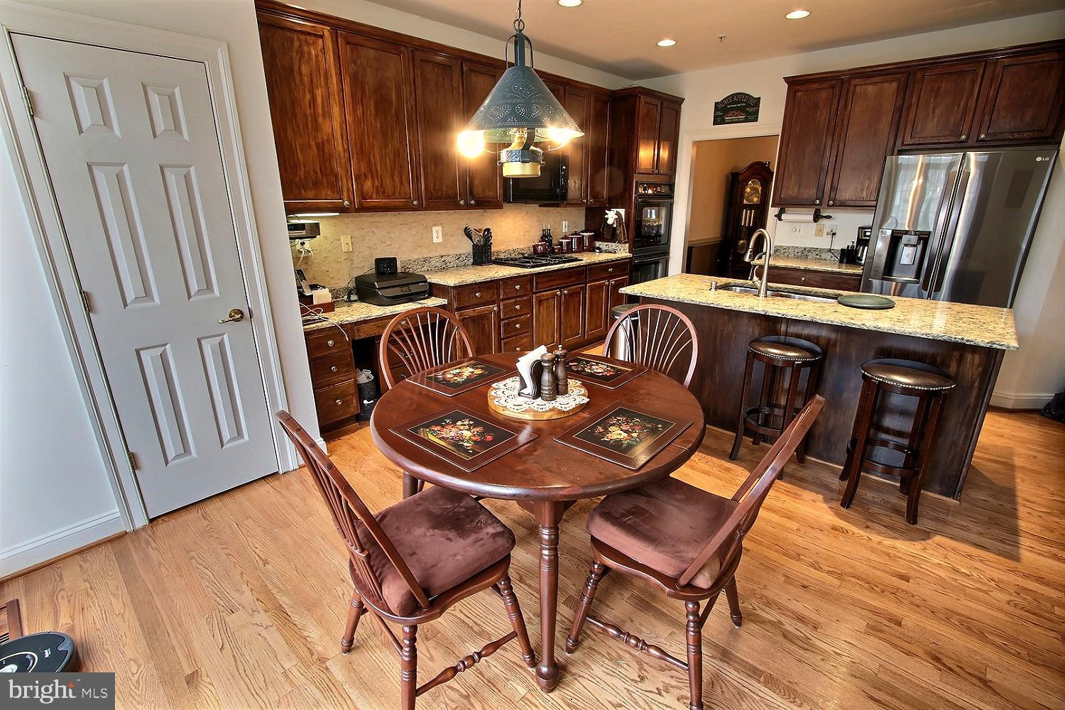 KING FARM WATKINS POND - Residential