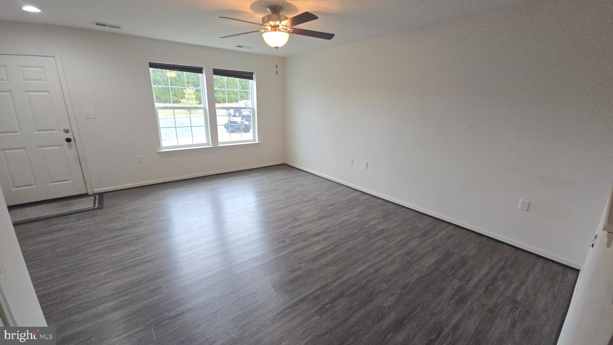 MCCAULEY CROSSING - Residential